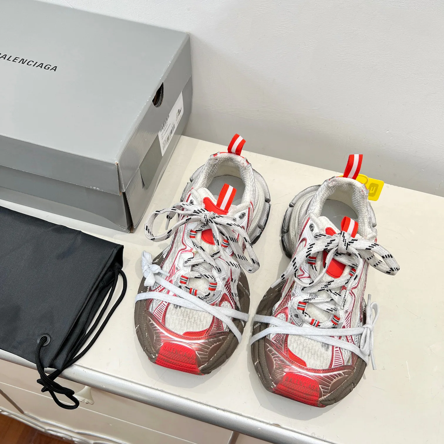 Кроссовки Женские Balenciaga 6606302