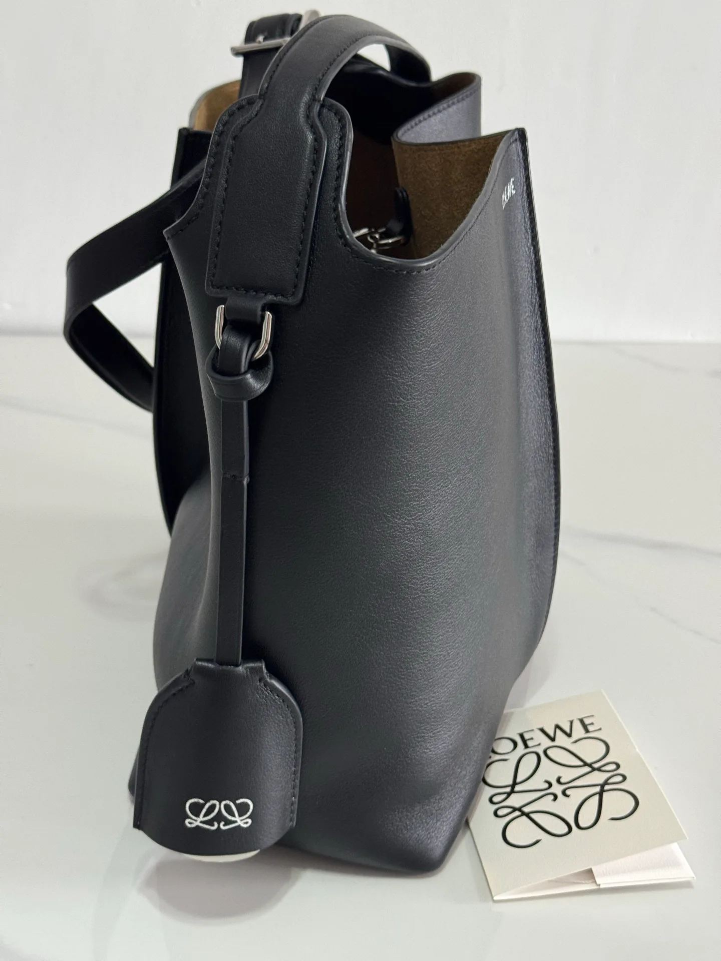 Классические Сумки Женские Loewe 17797196