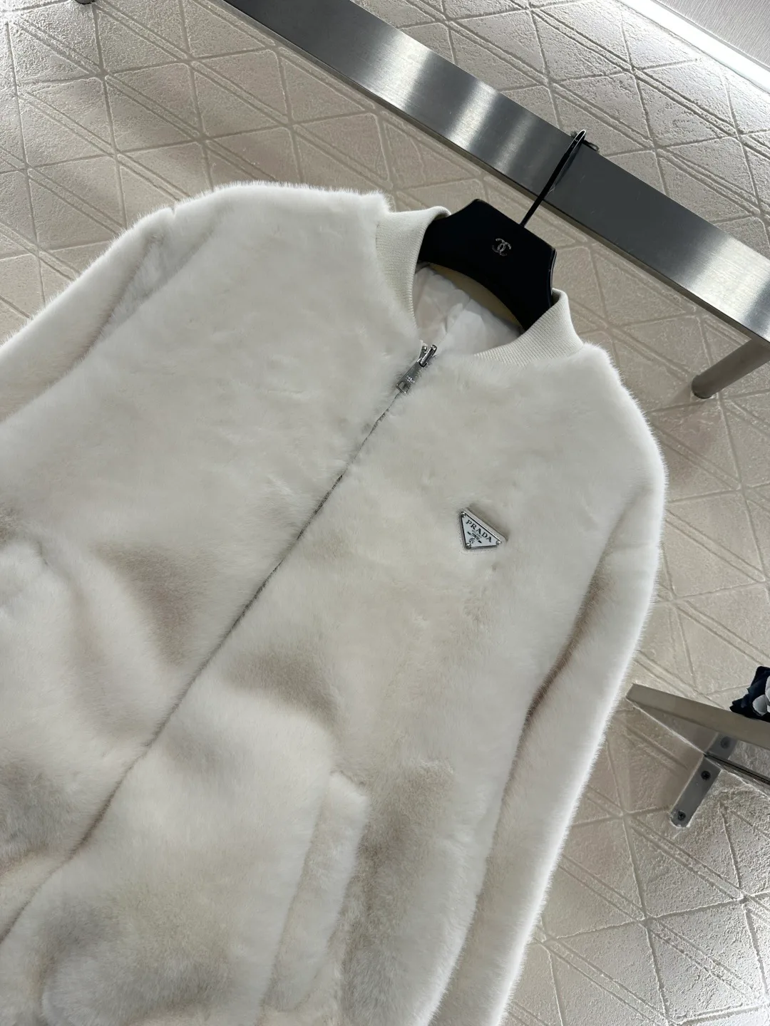 Куртки И Пуховики Женские Prada 553222