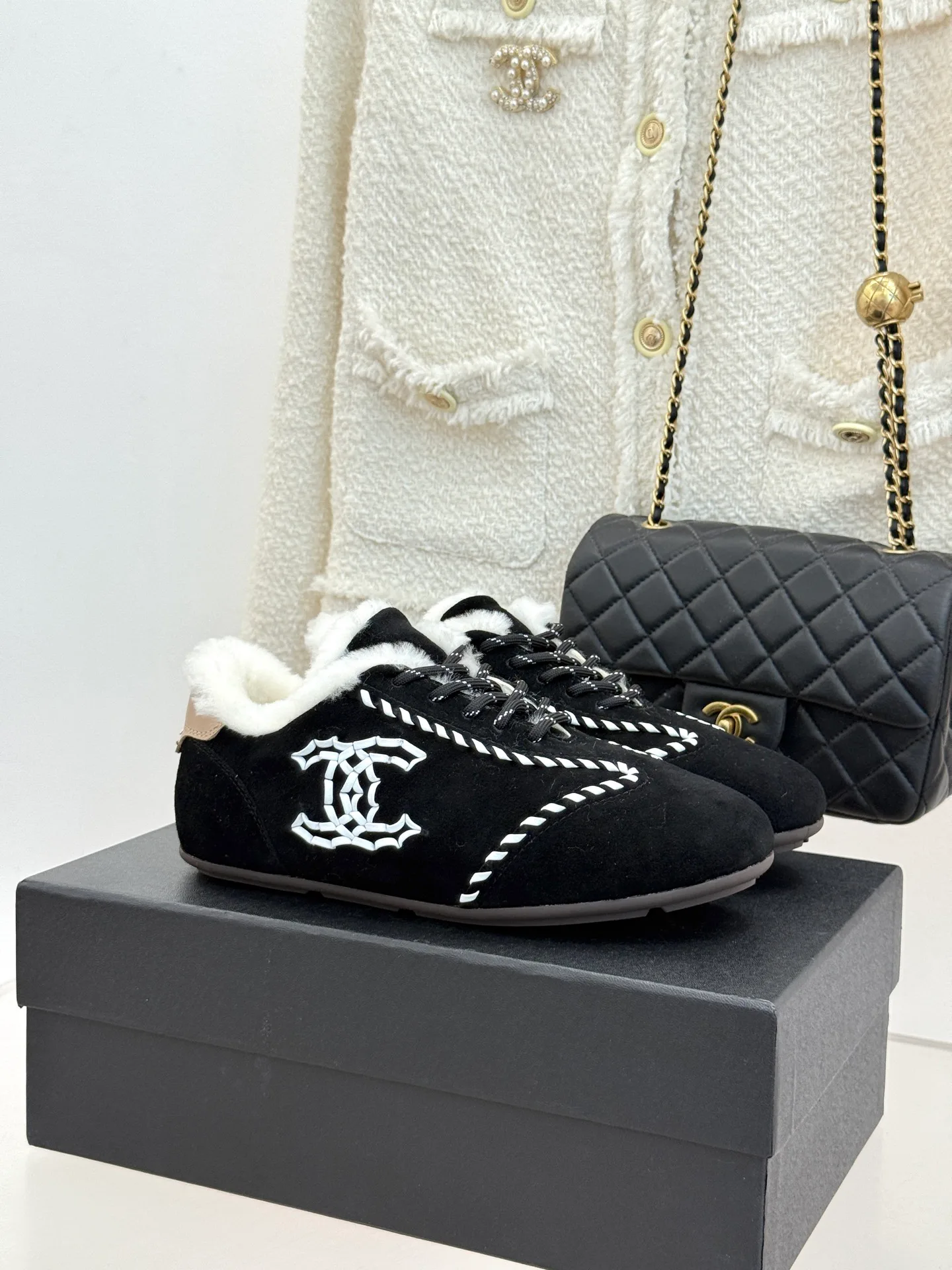 Кроссовки Женские Chanel 18788745