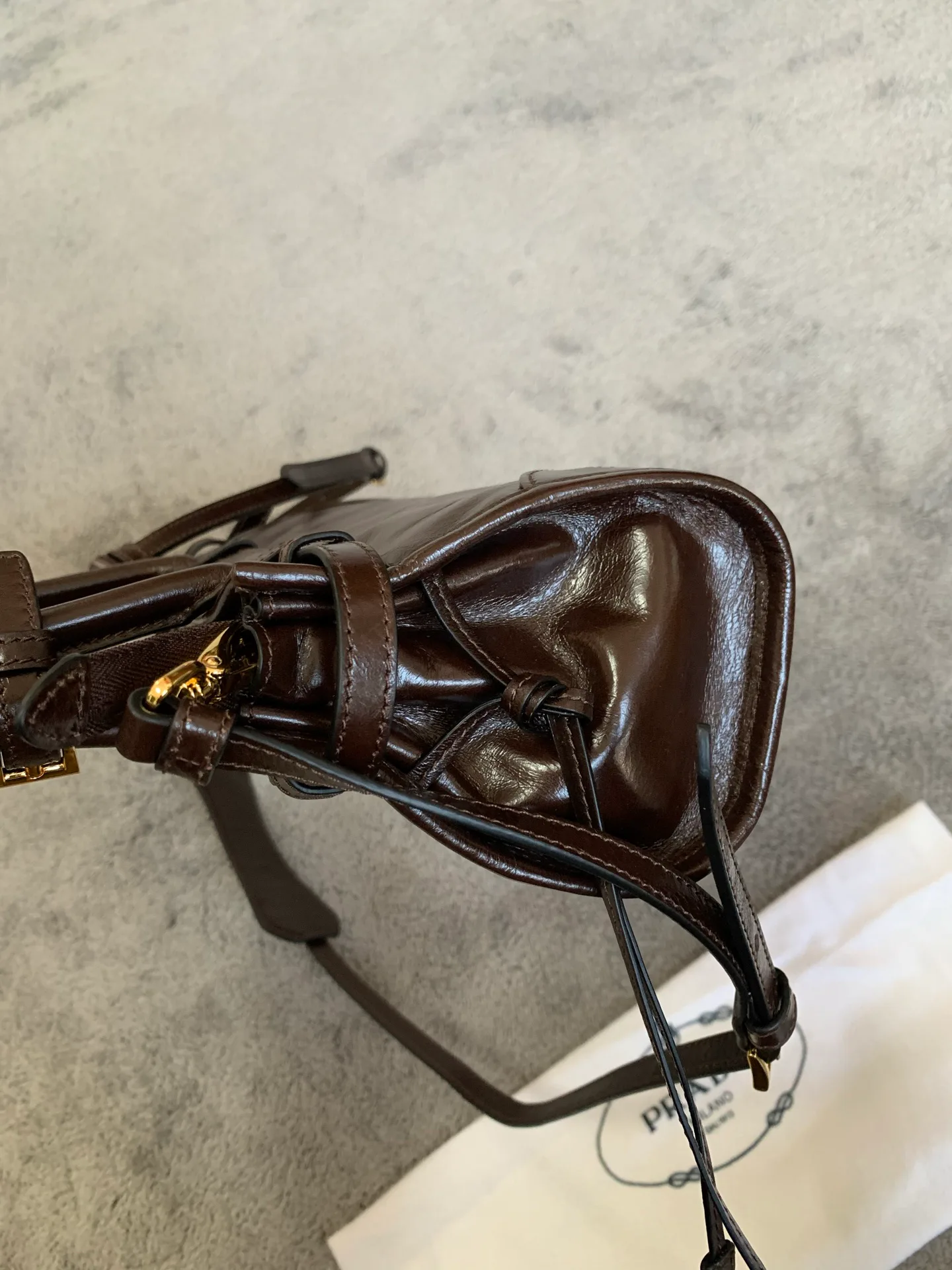 Классические Сумки Женские Prada 11910626