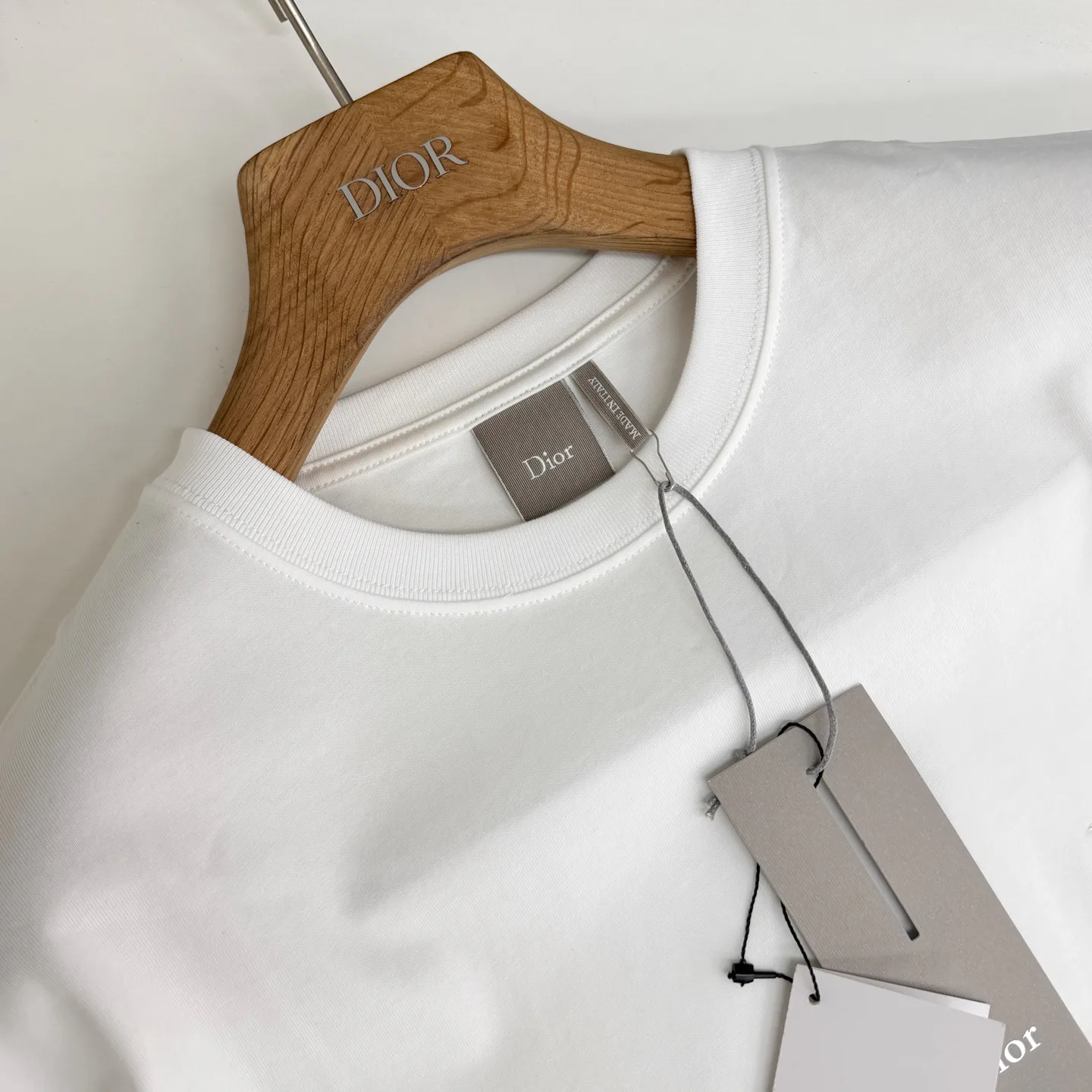 Футболки Женские Christian Dior 11682539