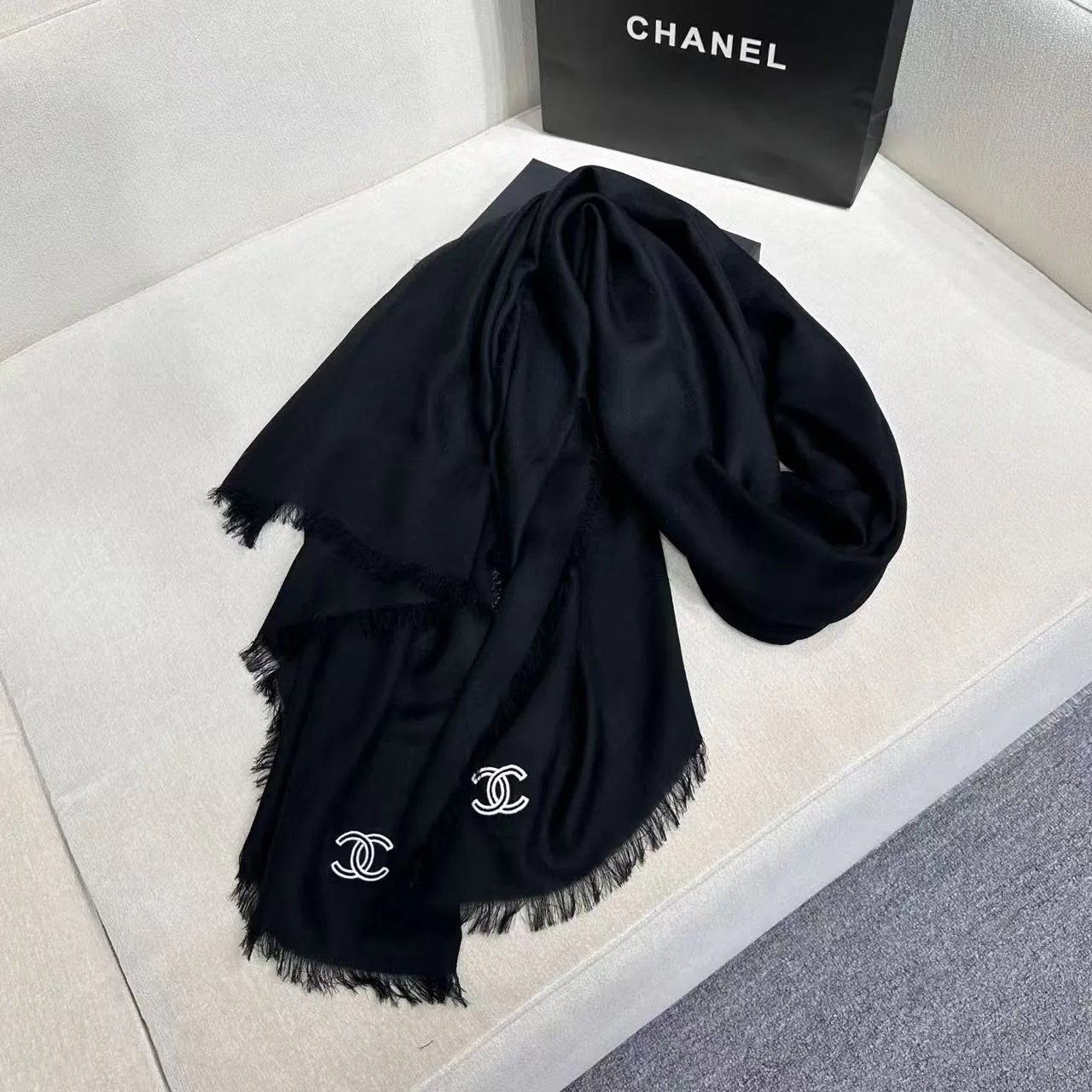 Шарфы Chanel 18501147