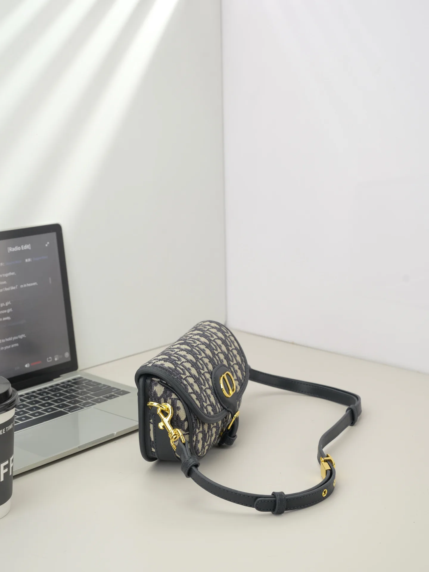 Сумки На Ремне Женские Christian Dior 1864316