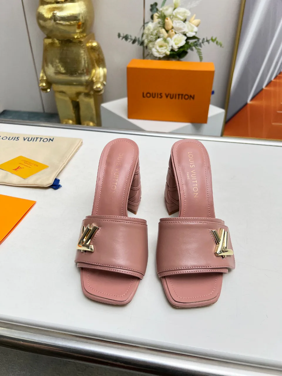 Сандалии Женские Louis Vuitton 9623627