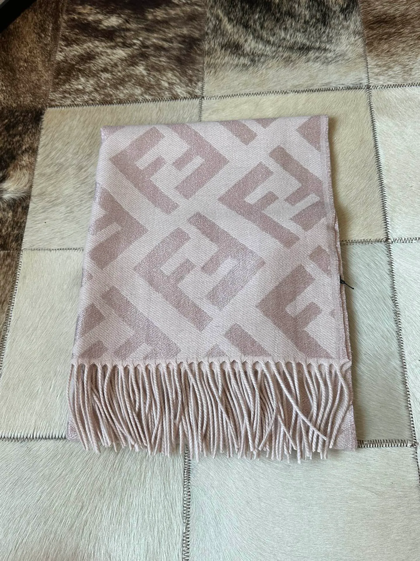 Шарфы Fendi 1437070