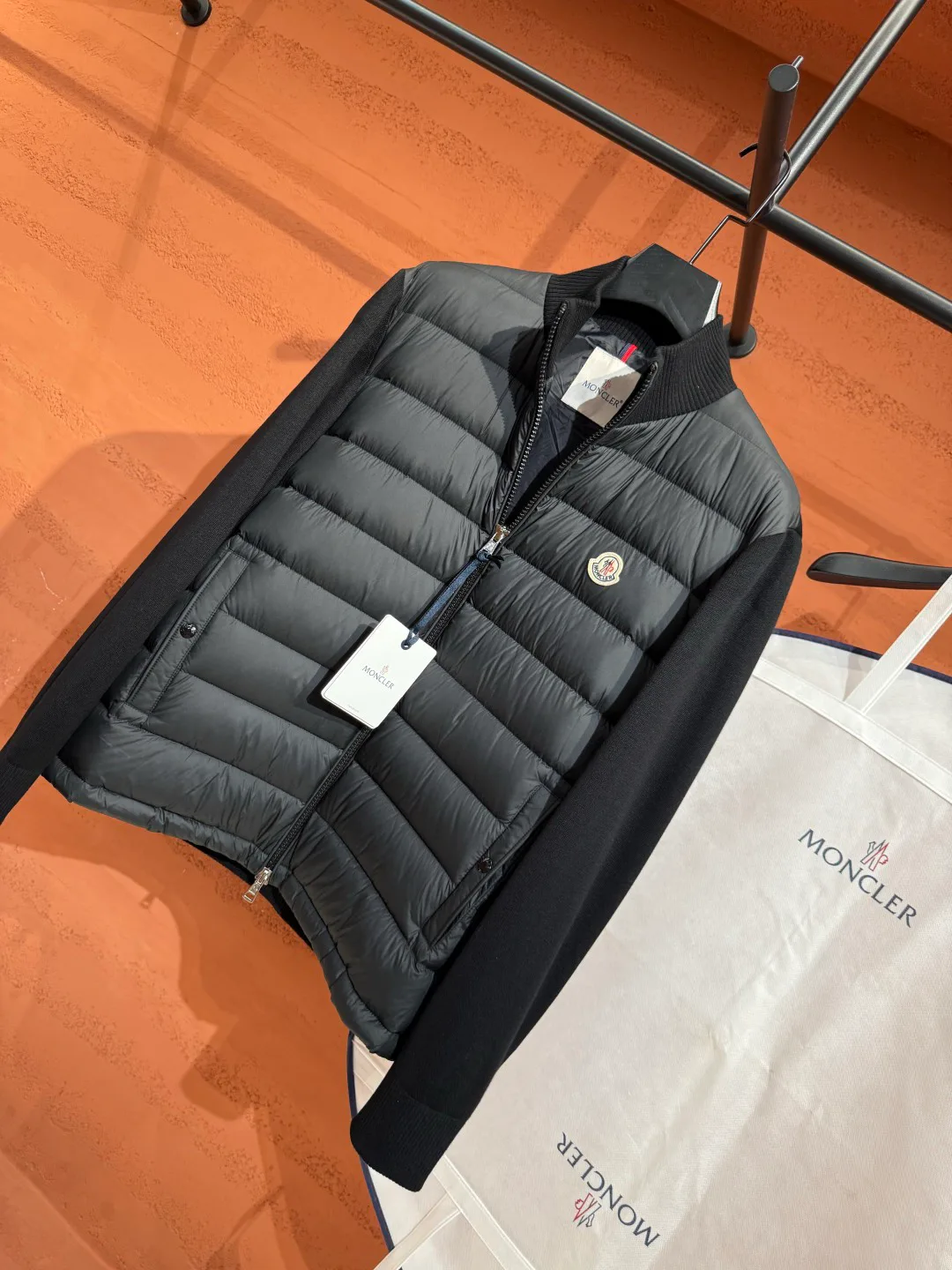Куртки И Пуховики Женские Moncler 18035675