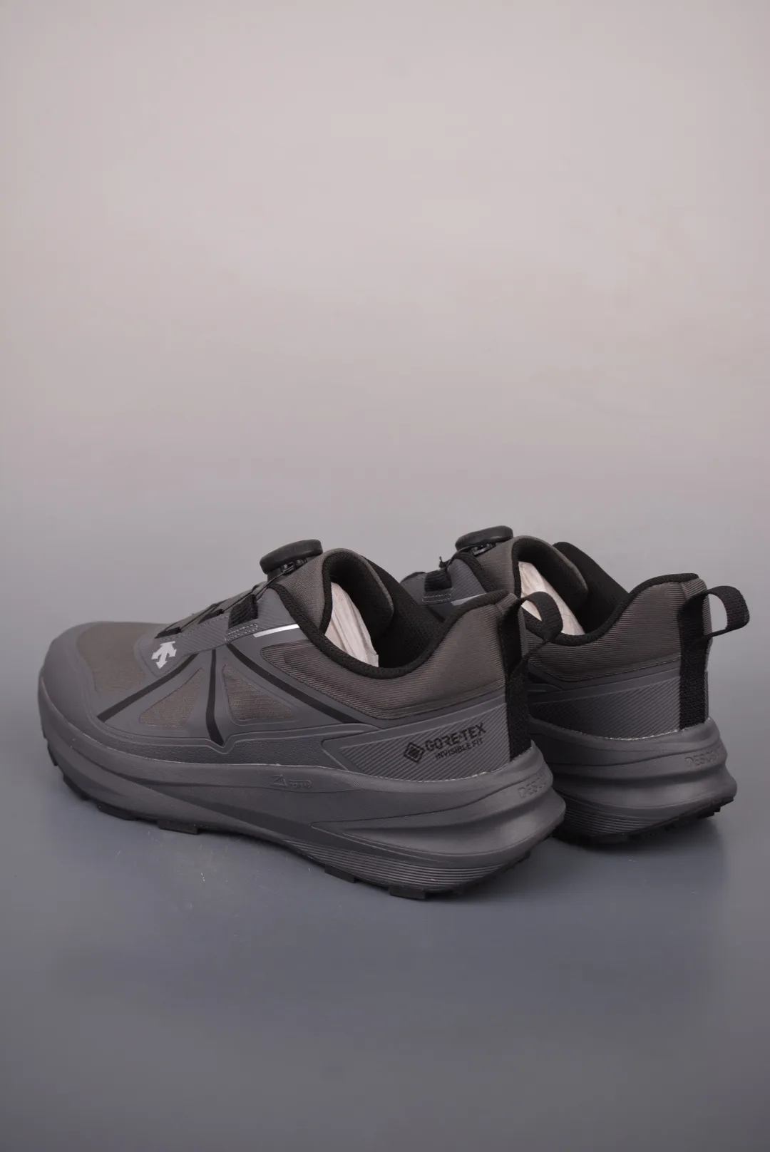 Кроссовки Женские Descente 17245409