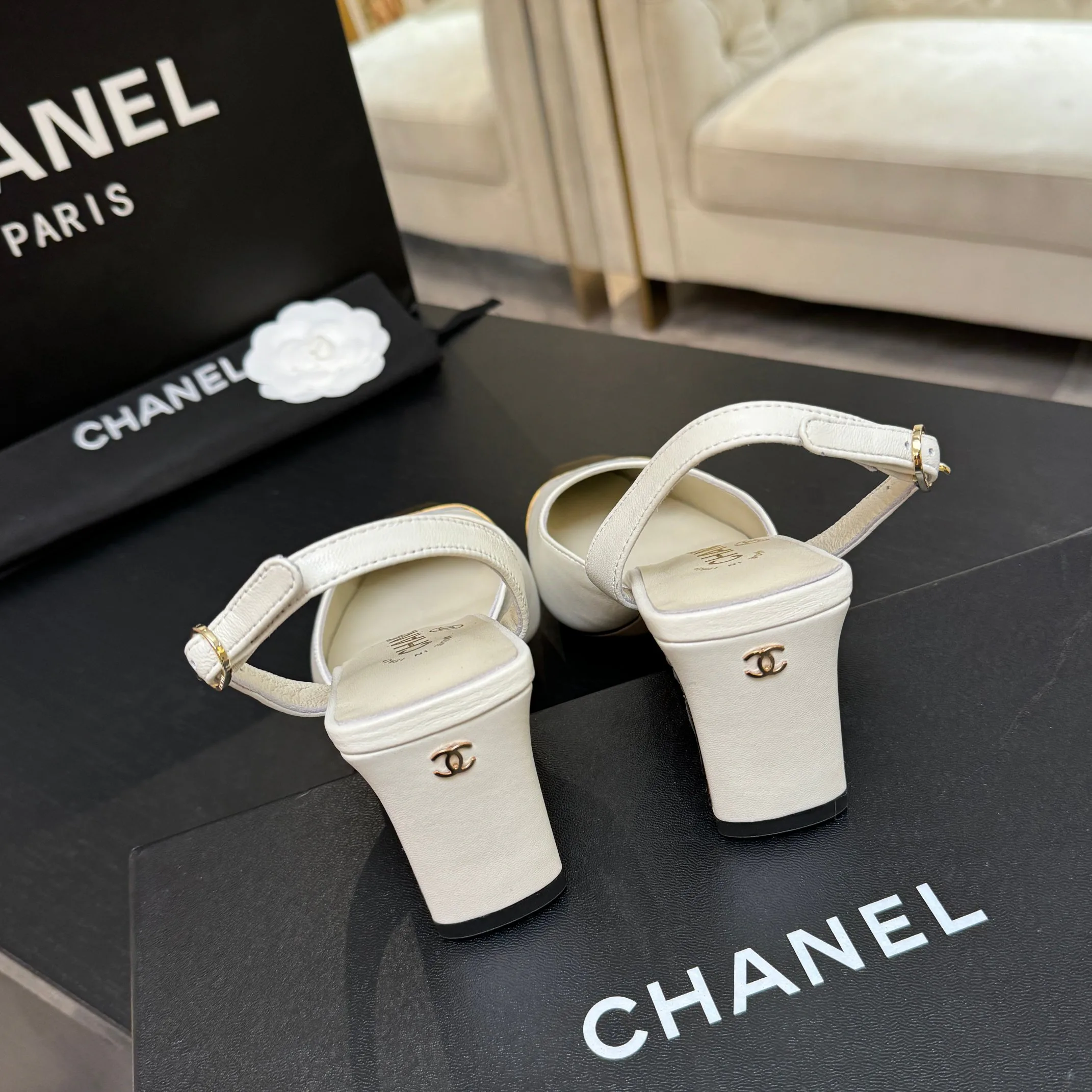 Туфли Женские Chanel 17448376
