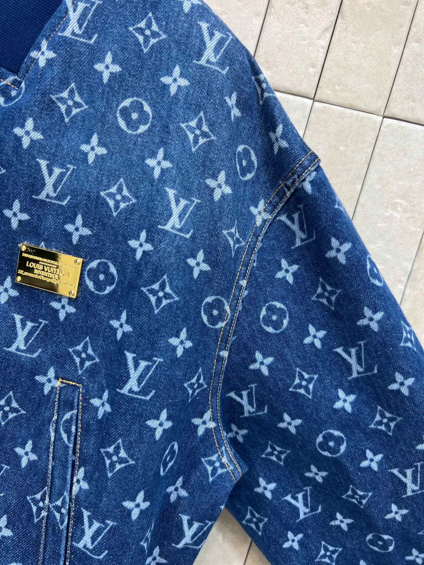Рубашки Женские Louis Vuitton 10646799