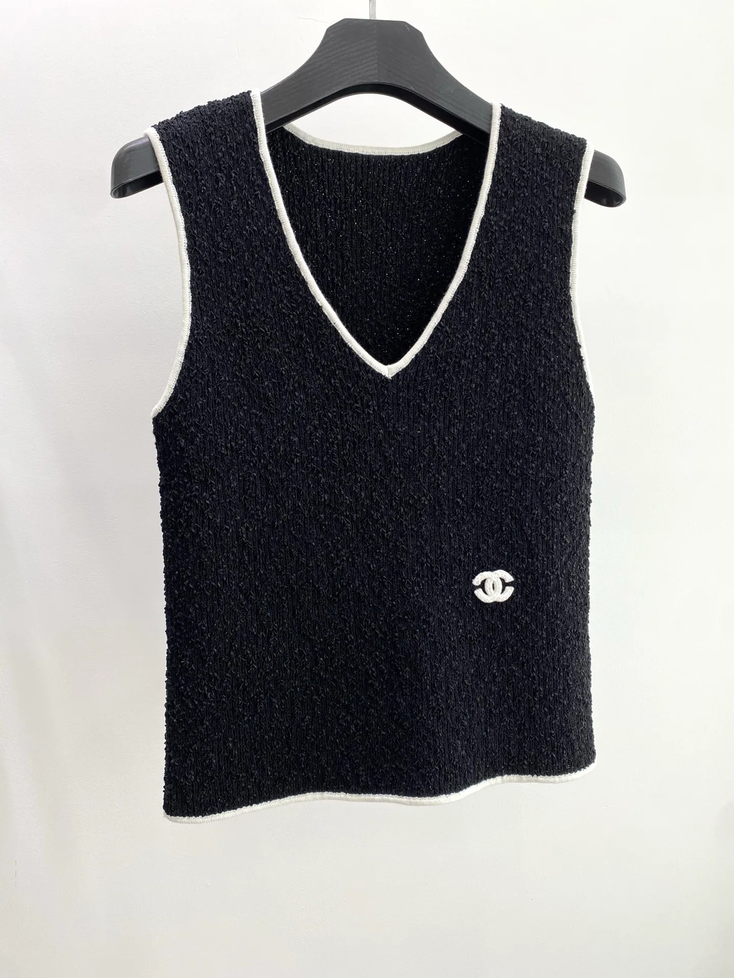 Жилеты Женские Chanel 16962341