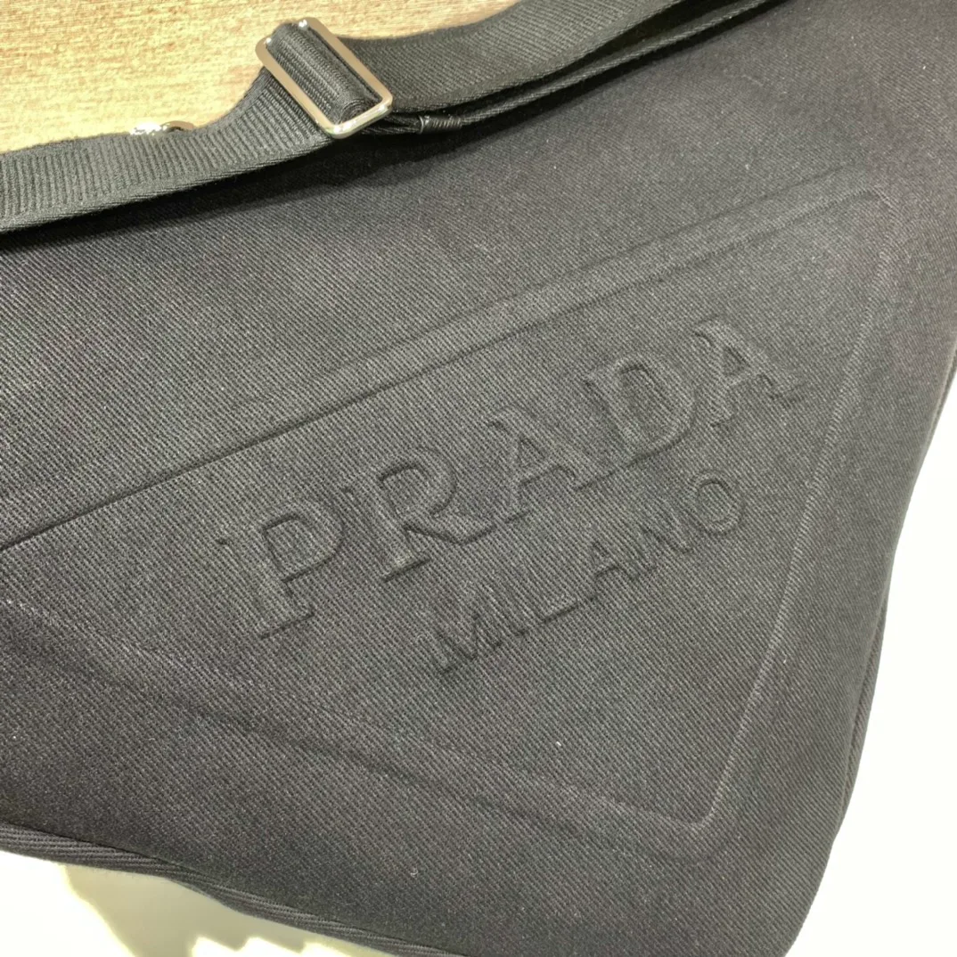 Сумки На Ремне Женские Prada 11409604