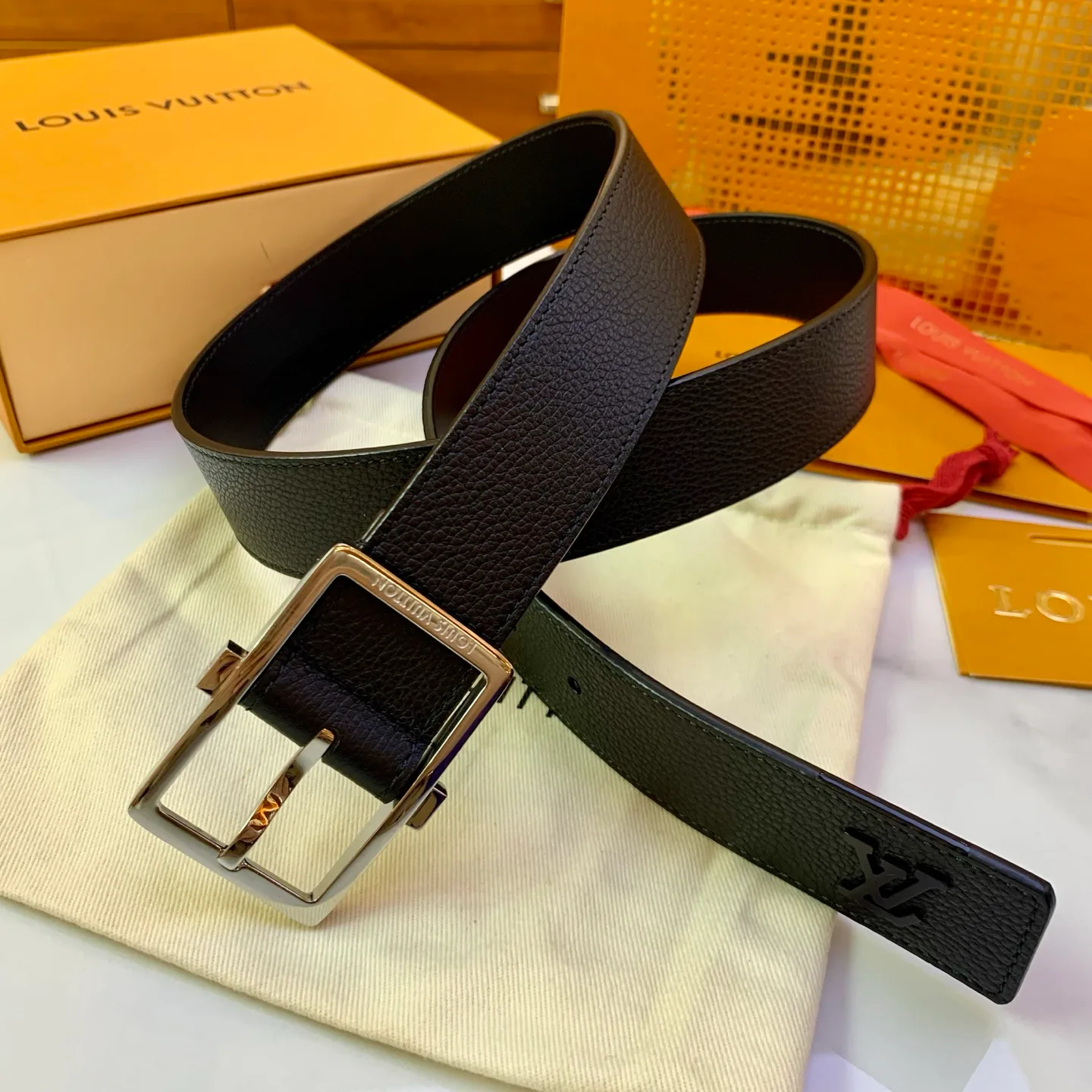 Ремни Louis Vuitton 17682169