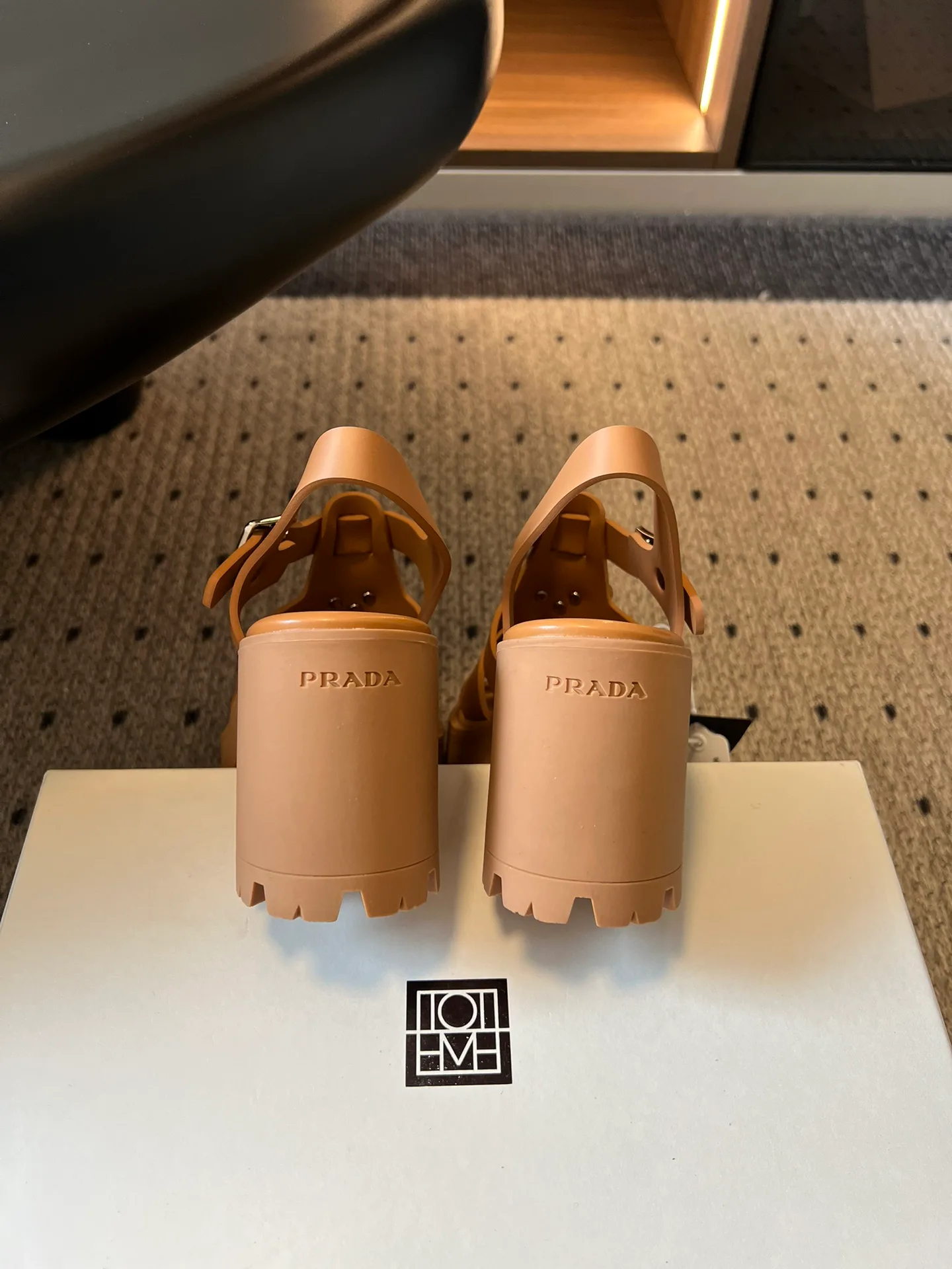 Босоножки Женские Prada 13553224