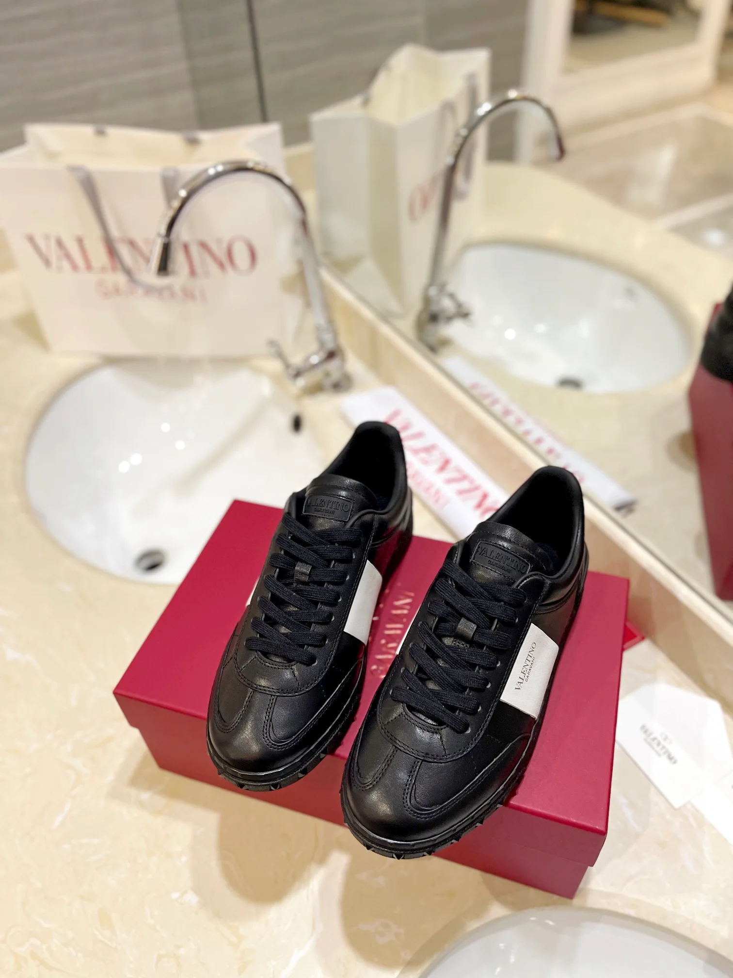 Кроссовки Женские Valentino 53677