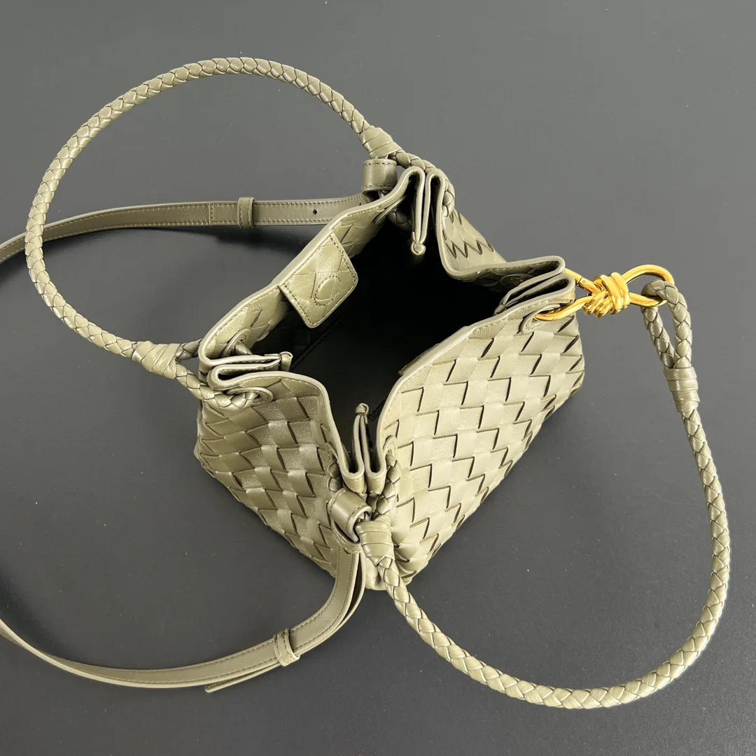 Сумки На Ремне Женские Bottega Veneta 11425391