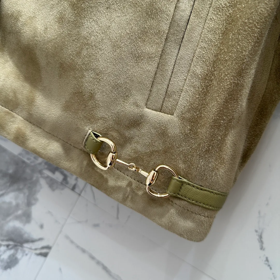 Кожаные Куртки И Дублёнки Женские Gucci 10387507