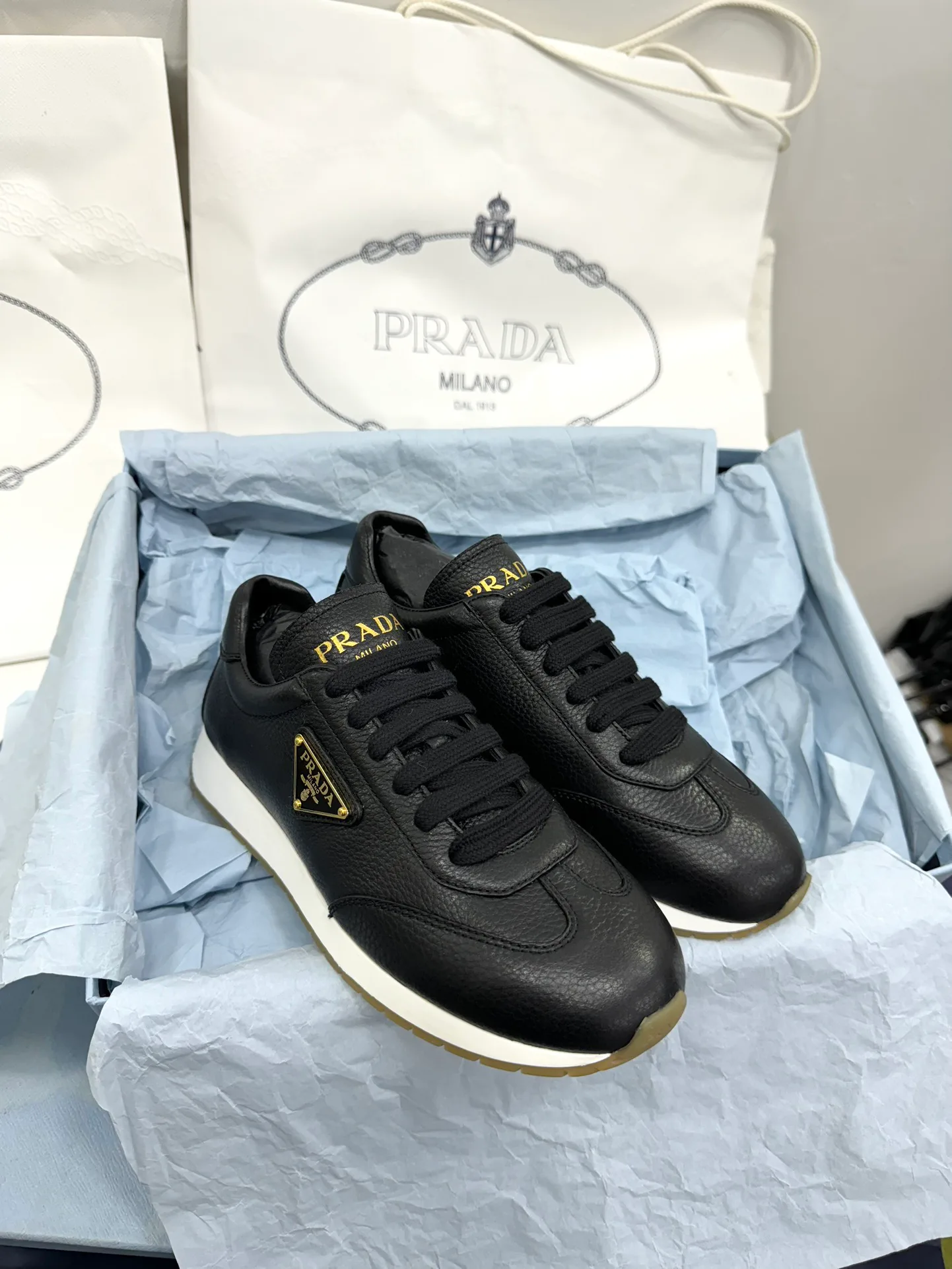 Кроссовки Женские Prada 4767