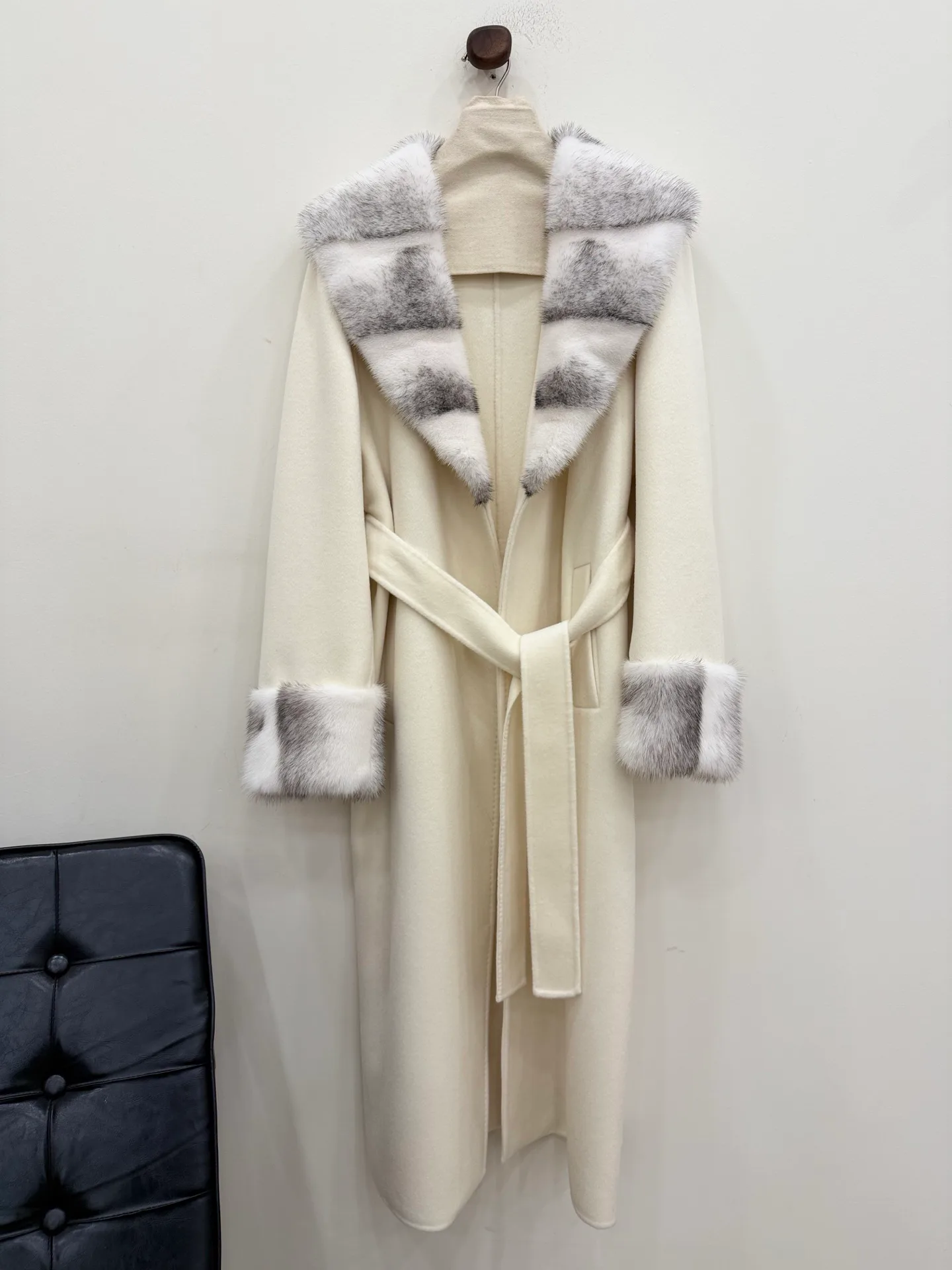 Пальто Женские Loro Piana 18326256
