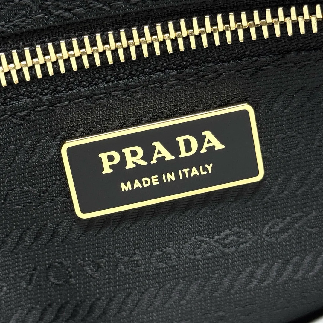 Классические Сумки Женские Prada 10446813