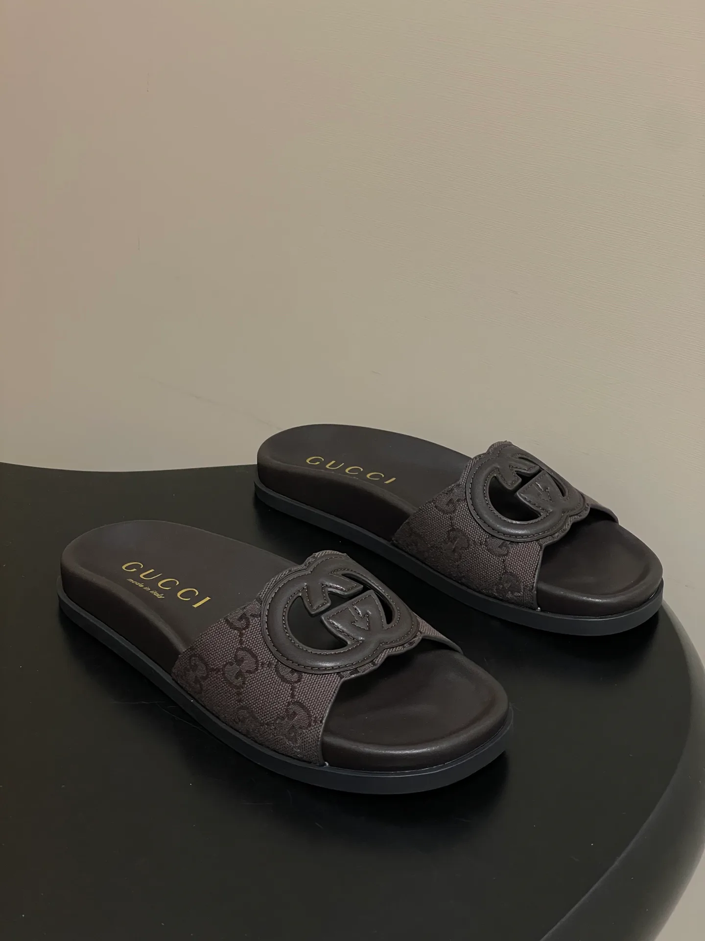 Шлепанцы Женские Gucci 11886520