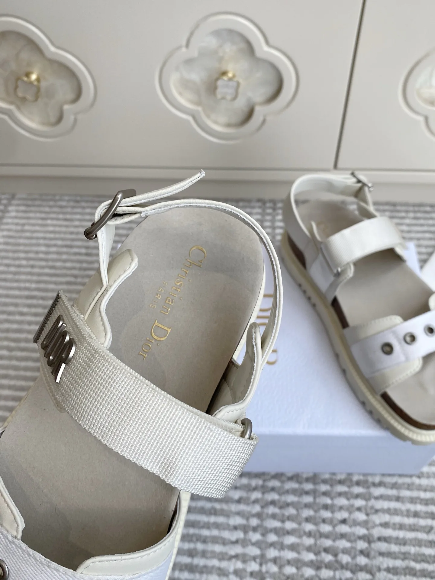 Сандалии Женские Christian Dior 12958210