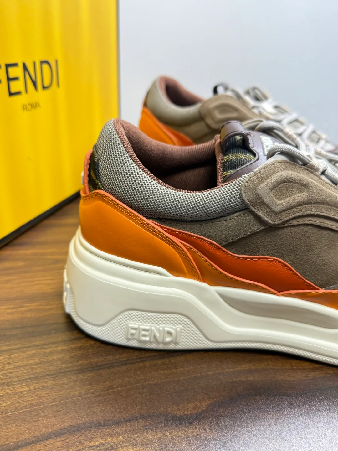 Кроссовки Мужские Fendi 20143368