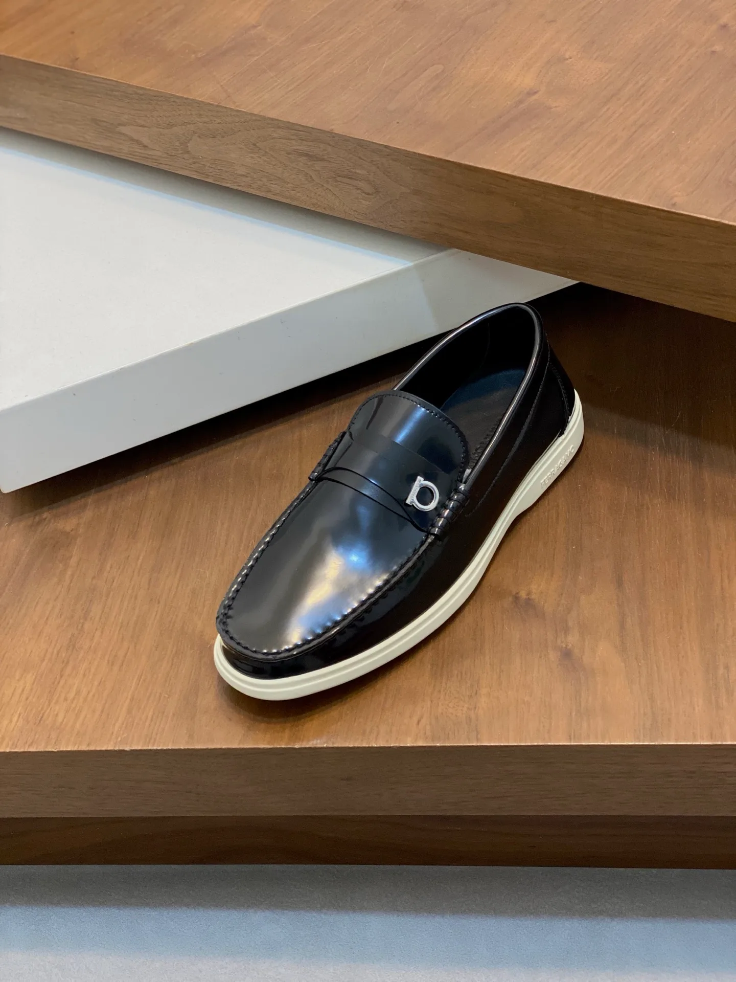 Лоферы И Туфли Мужские Salvatore Ferragamo 10697568