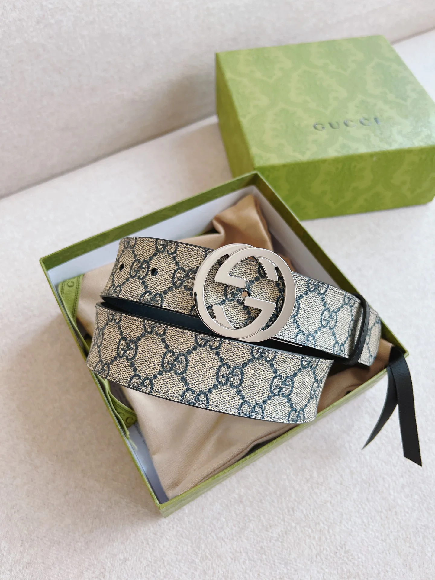 Ремни Gucci 10454545