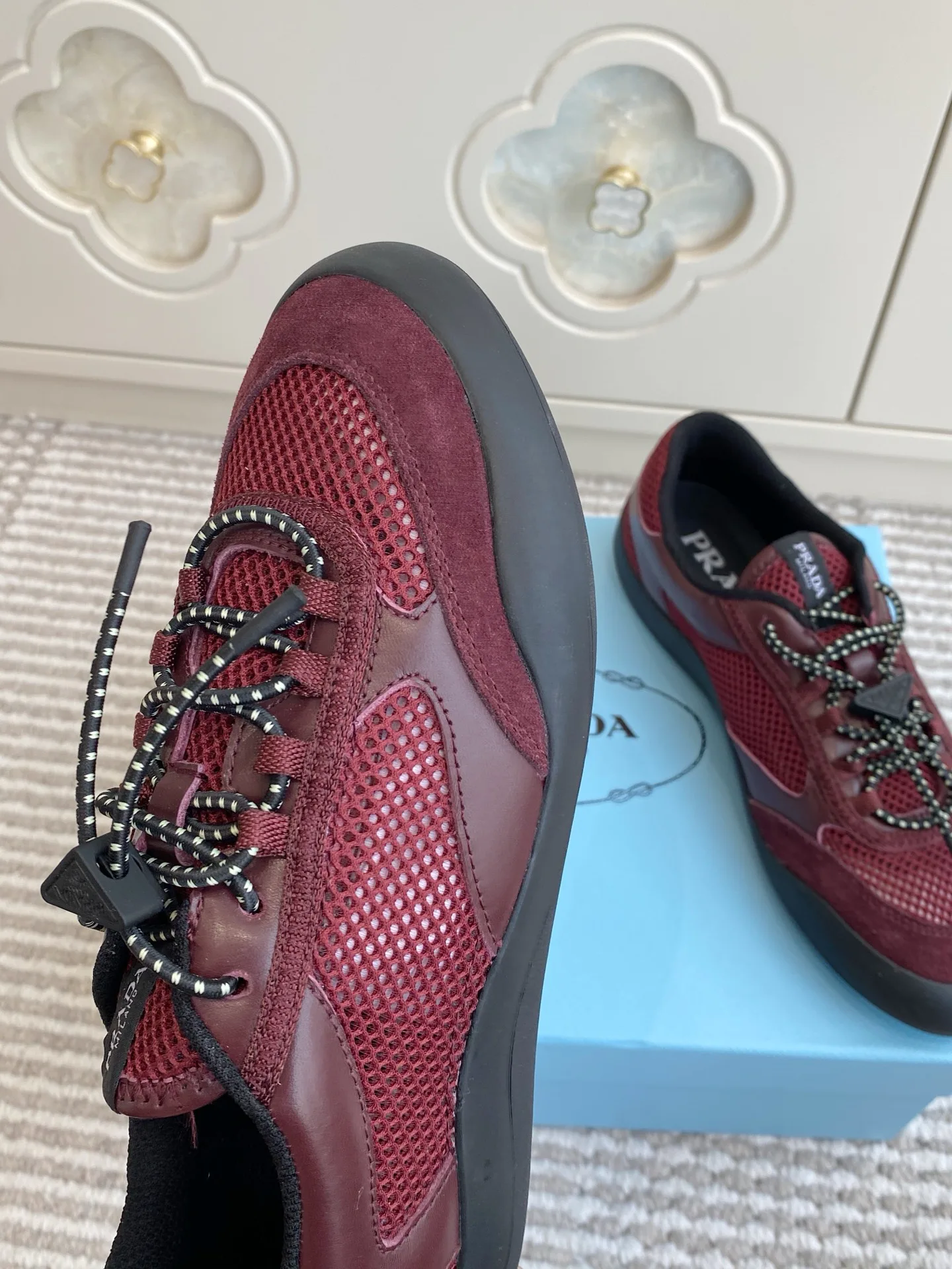 Кроссовки Женские Prada 13239505