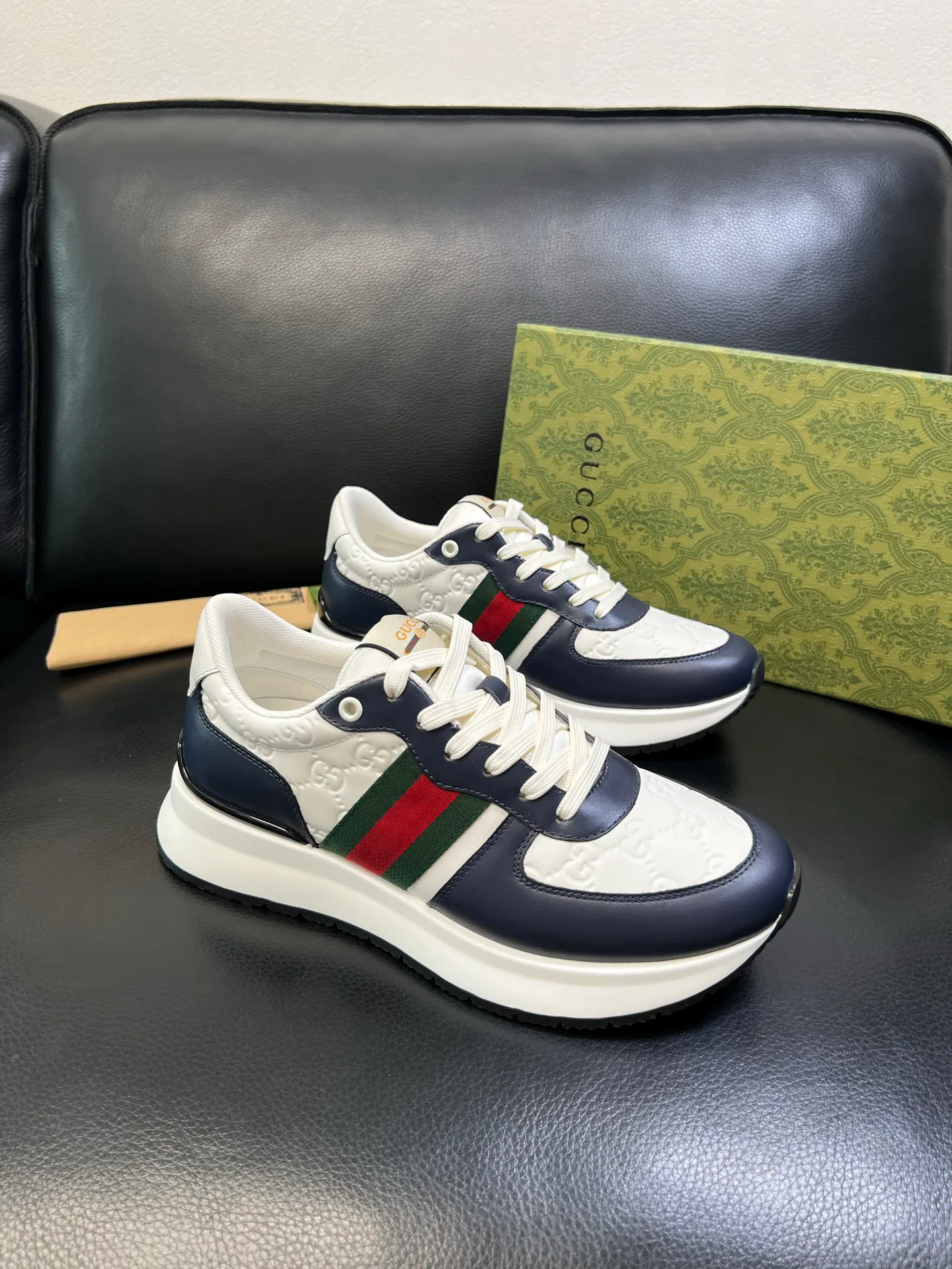 Кроссовки Женские Gucci 173792