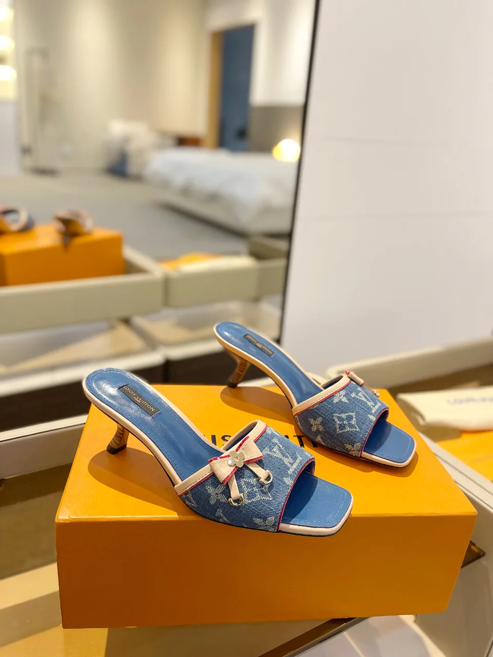 Босоножки Женские Louis Vuitton 9623499