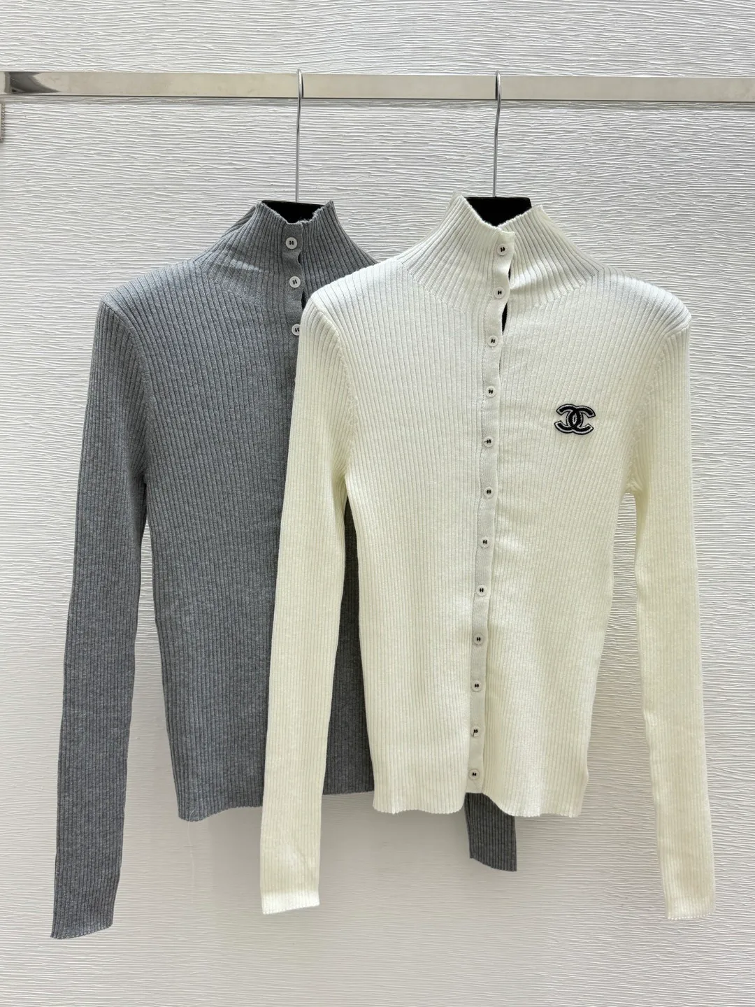Джемперы И Свитеры Женские Chanel 19005659