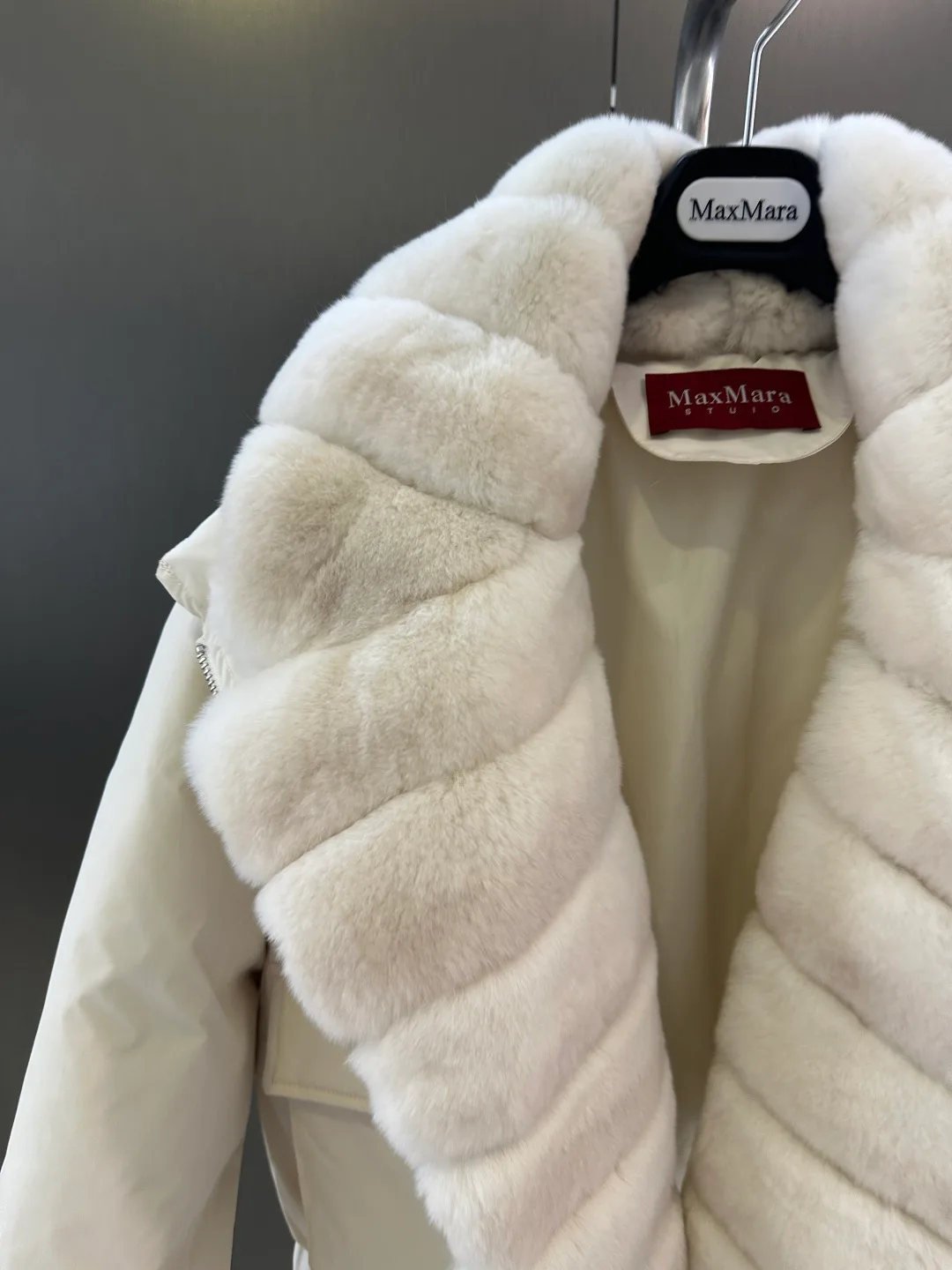 Куртки И Пуховики Женские Max Mara 1624785