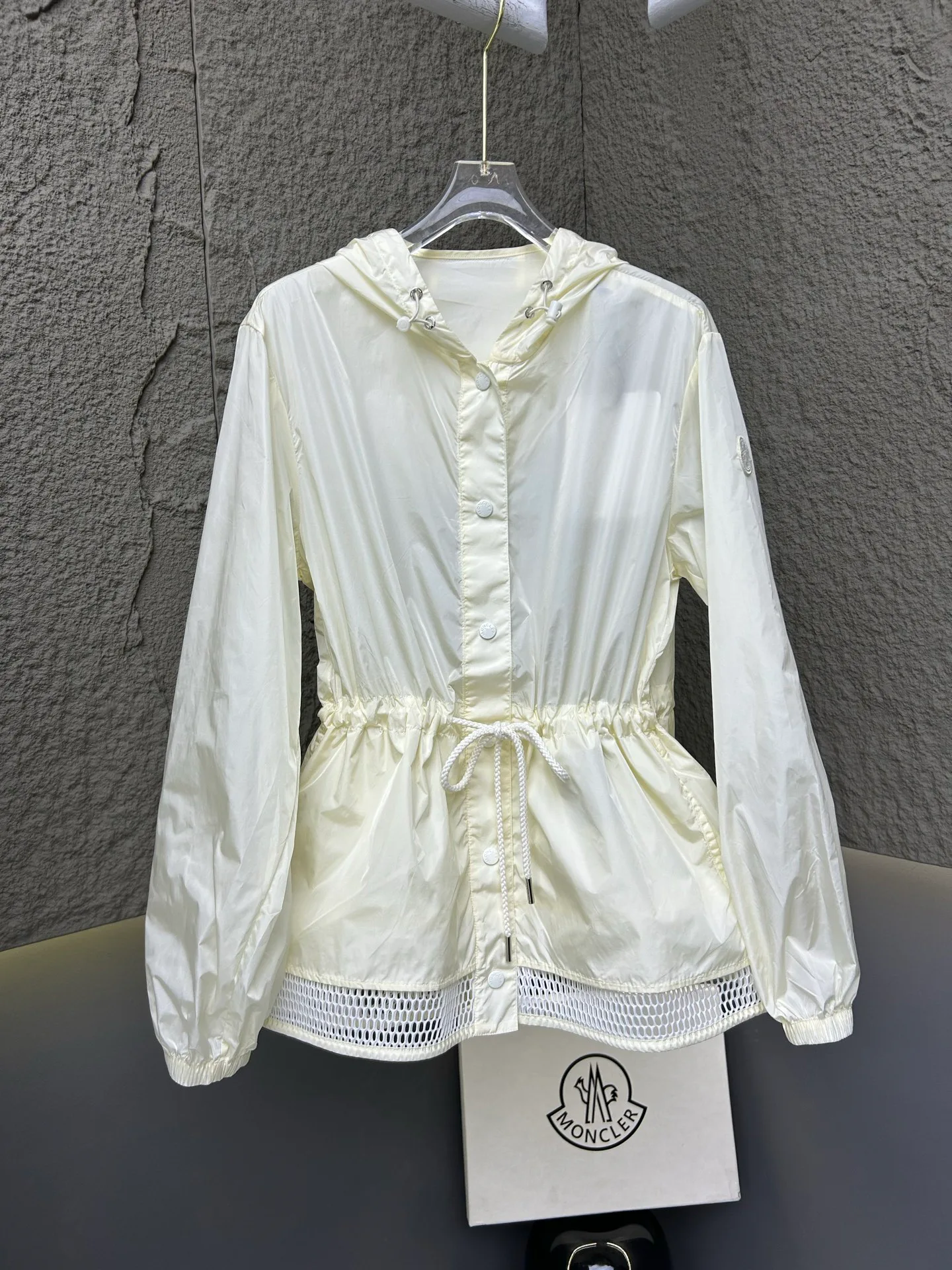 Куртки И Пуховики Женские Moncler 11862705