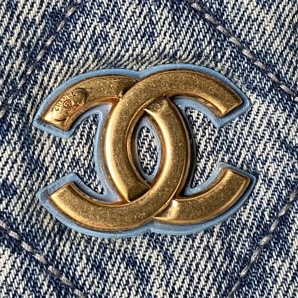 Классические Сумки Женские Chanel 18207769