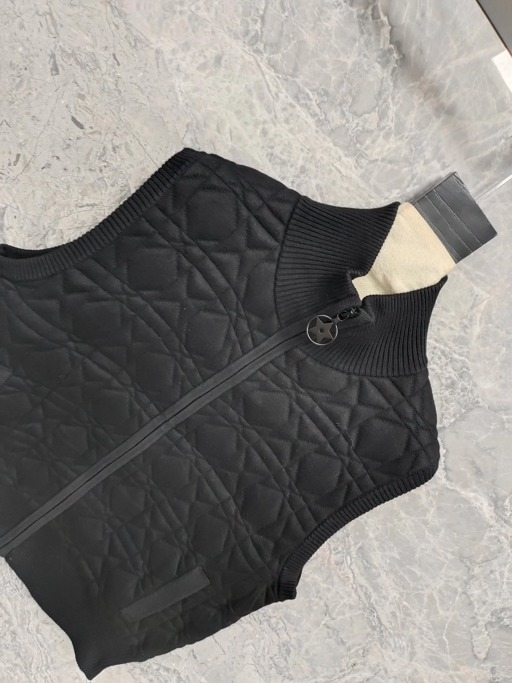 Жилеты Женские Christian Dior 17954007