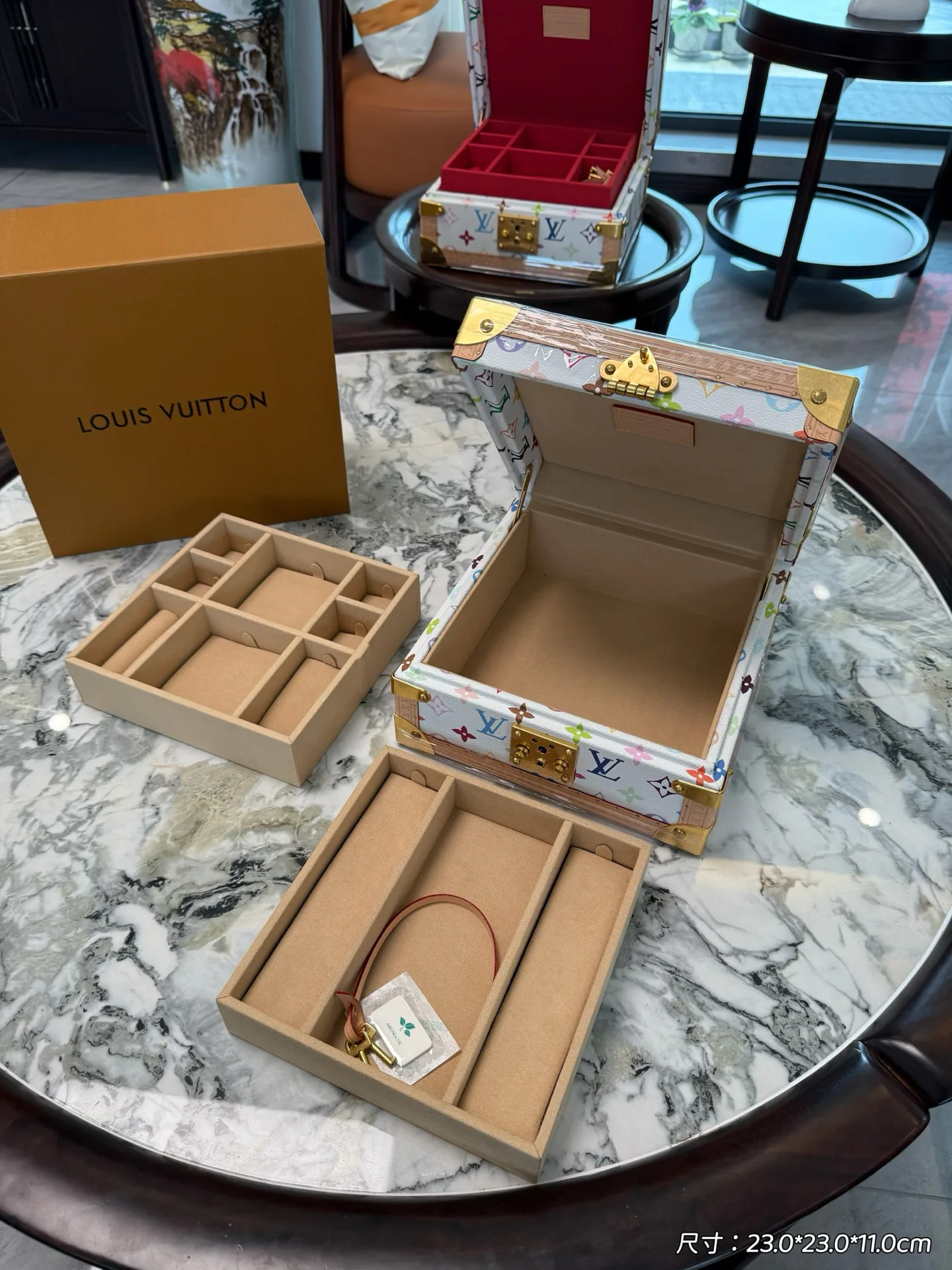 Органайзеры Louis Vuitton 80990