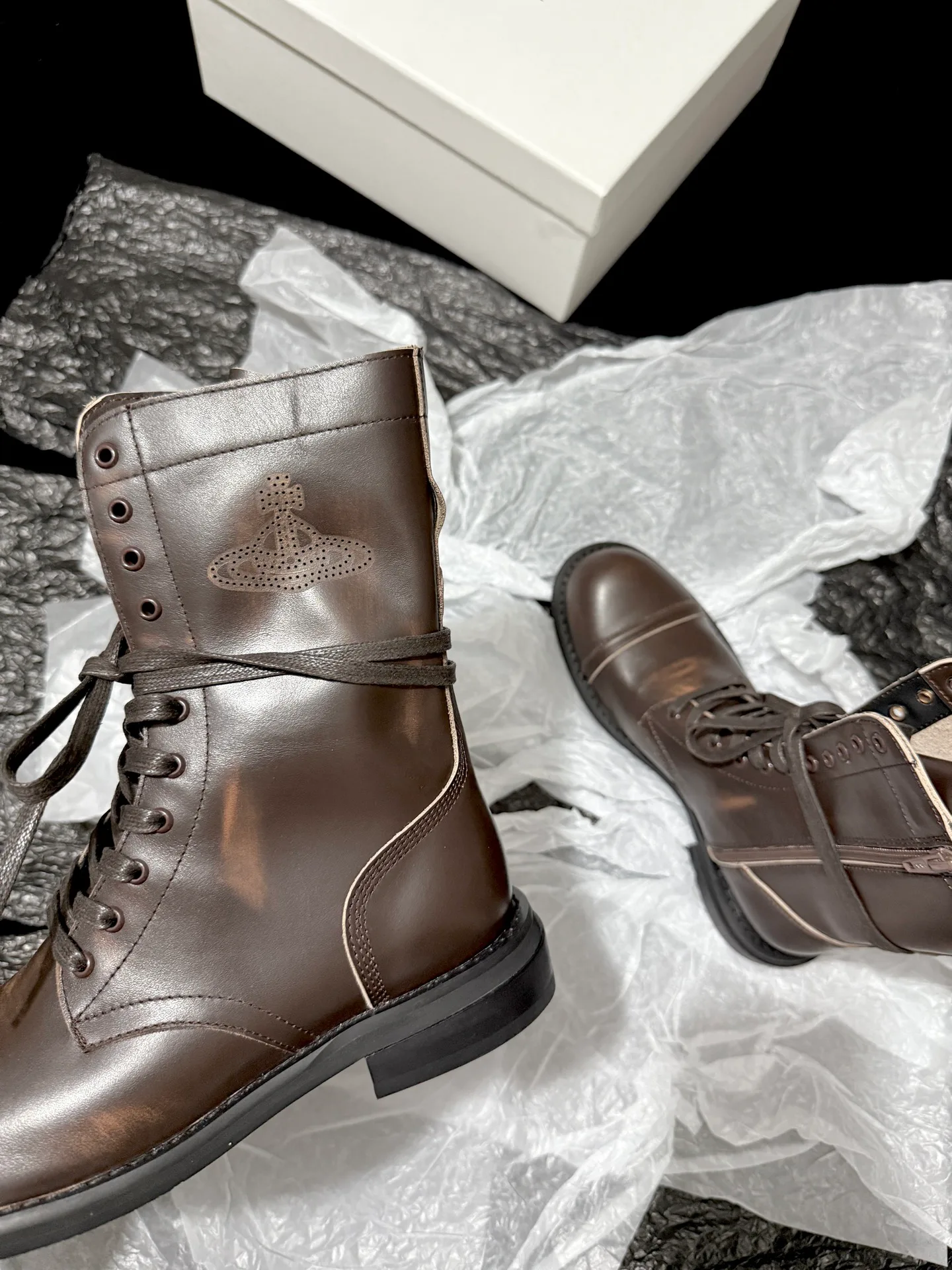 Ботинки Женские Vivienne Westwood 17941292