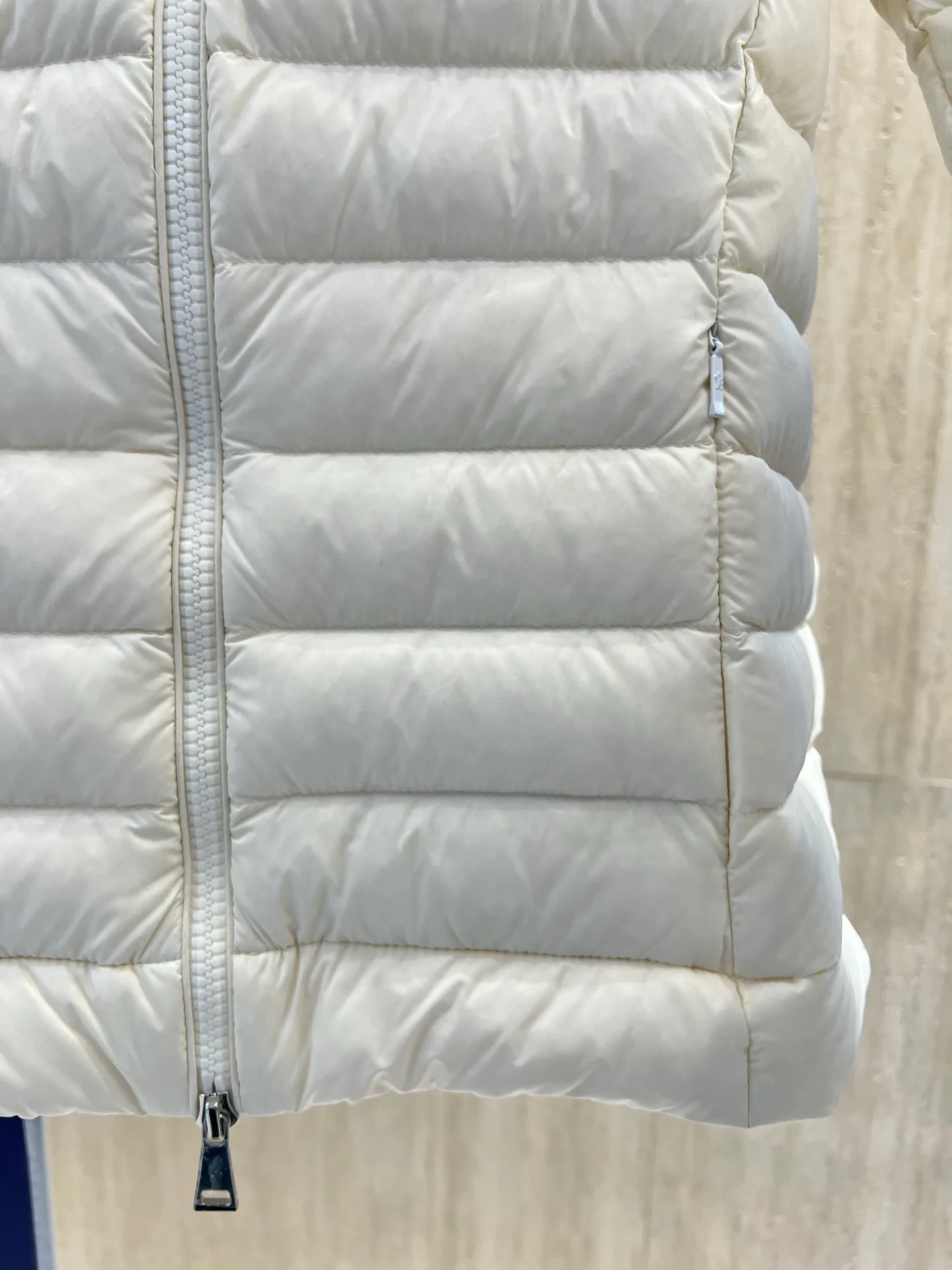 Куртки И Пуховики Женские Moncler 18723426