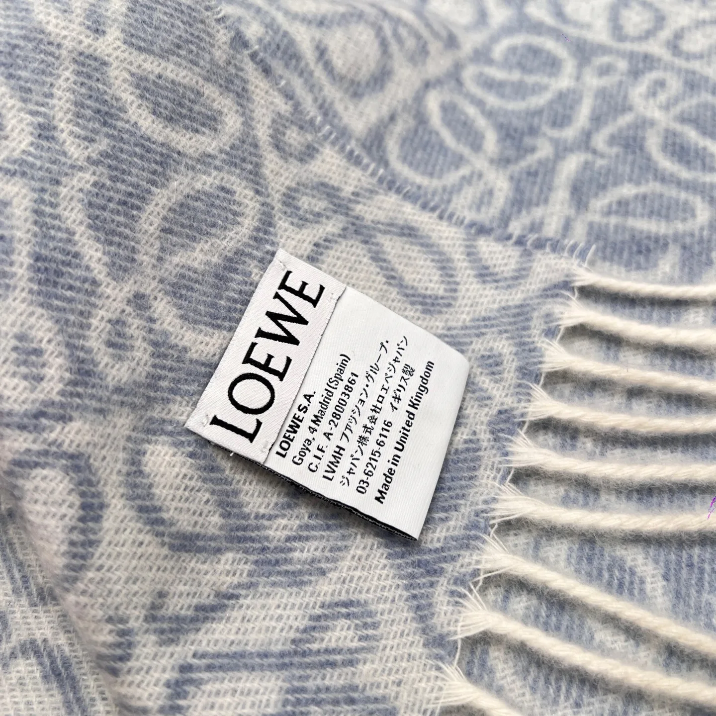Шарфы Loewe 17991962