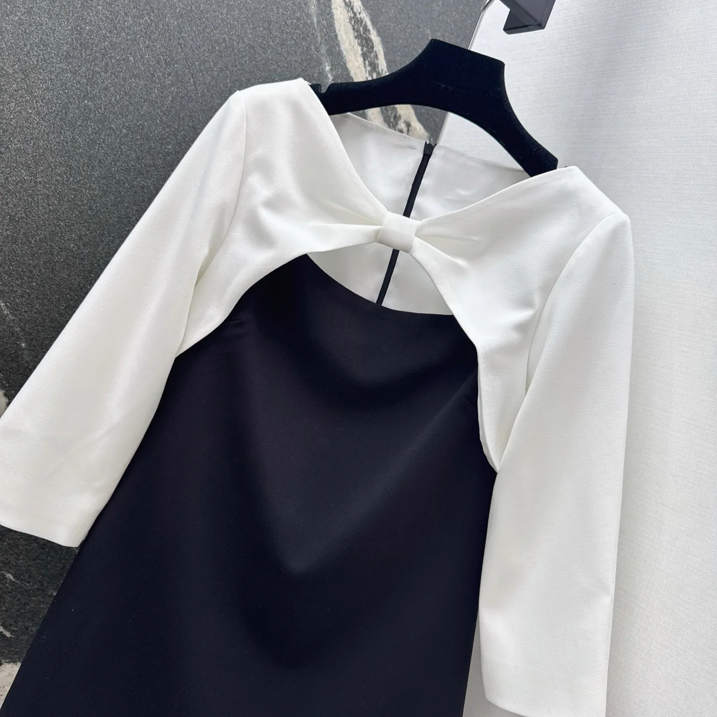 Платья Женские Valentino 6692906