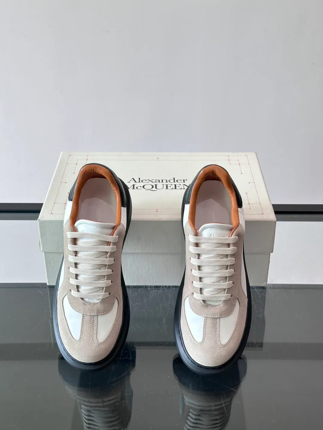 Кроссовки Женские Alexander Mcqueen 17328777