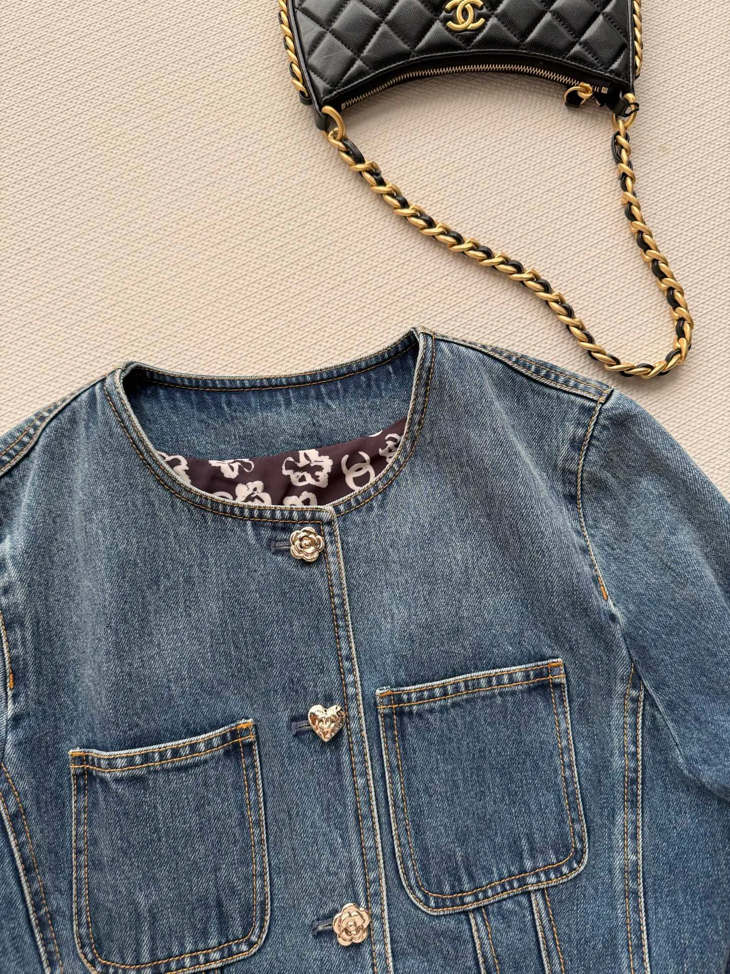 Куртки И Пуховики Женские Chanel 771673