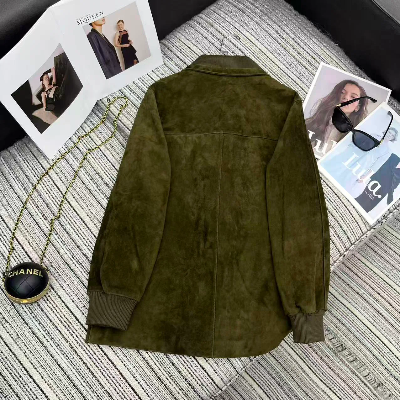 Кожаные Куртки И Дублёнки Женские Loro Piana 2702518