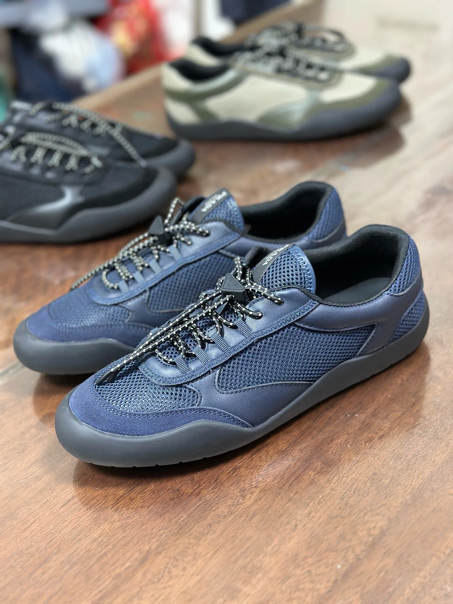 Кроссовки Мужские Prada 16915799