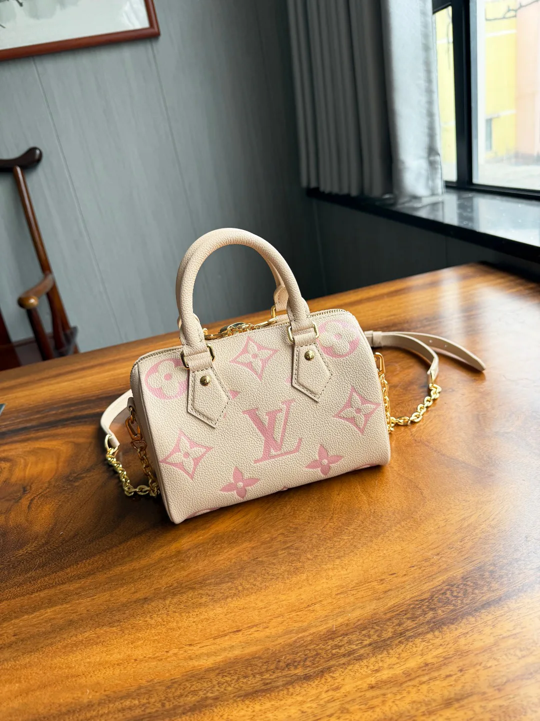 Классические Сумки Женские Louis Vuitton 8988063