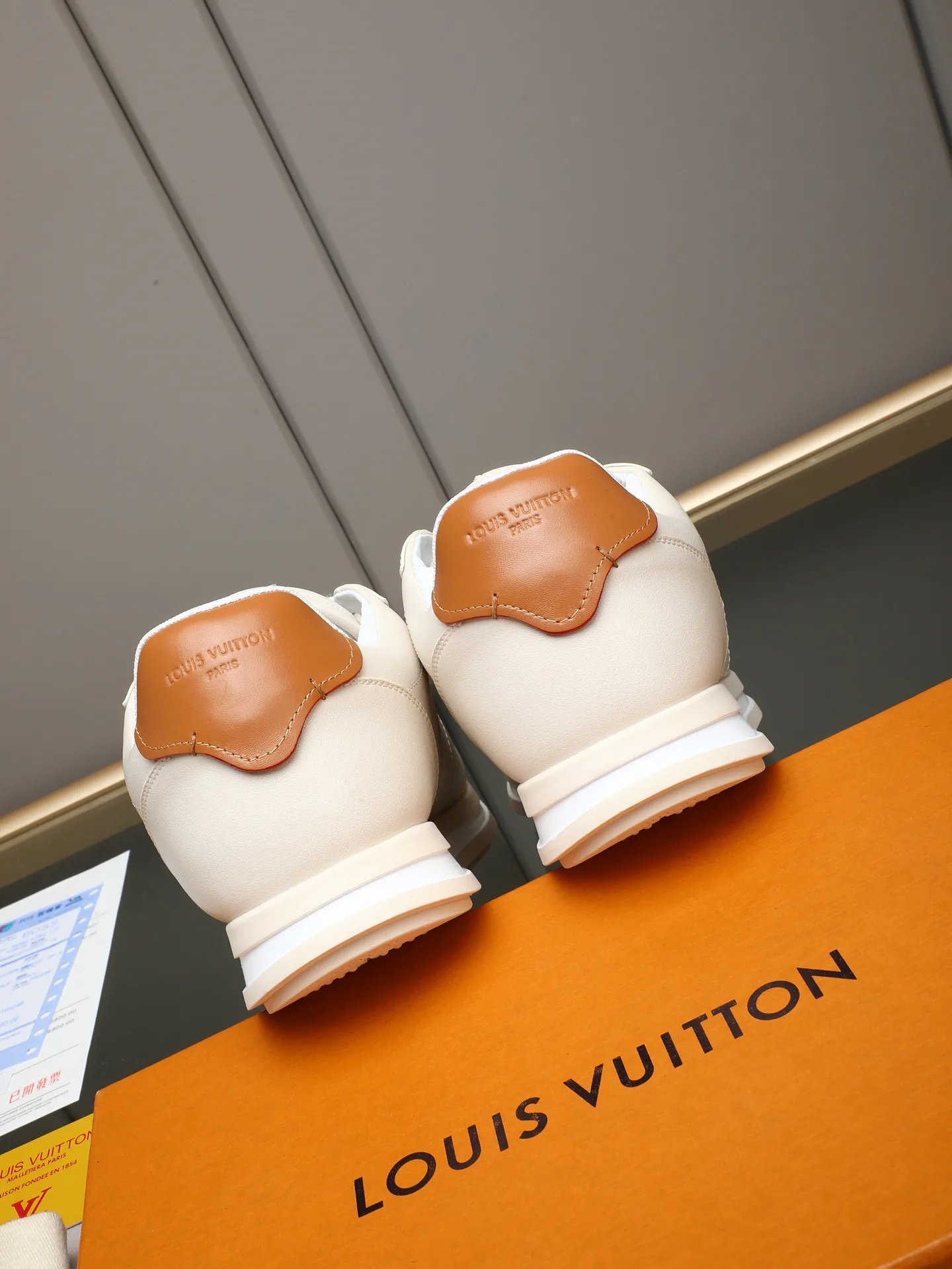 Кроссовки Мужские Louis Vuitton 11490460