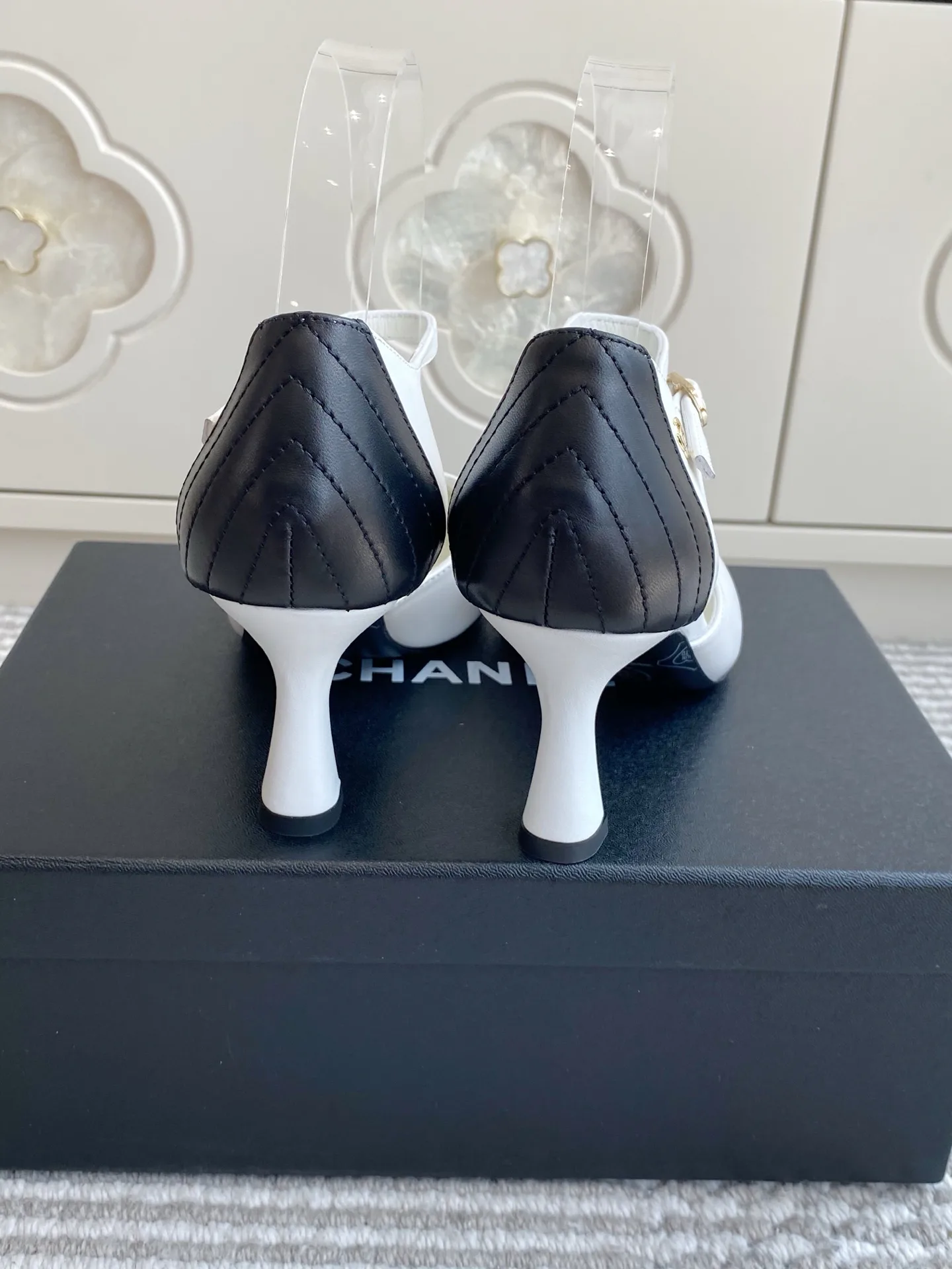 Туфли Женские Chanel 17498444