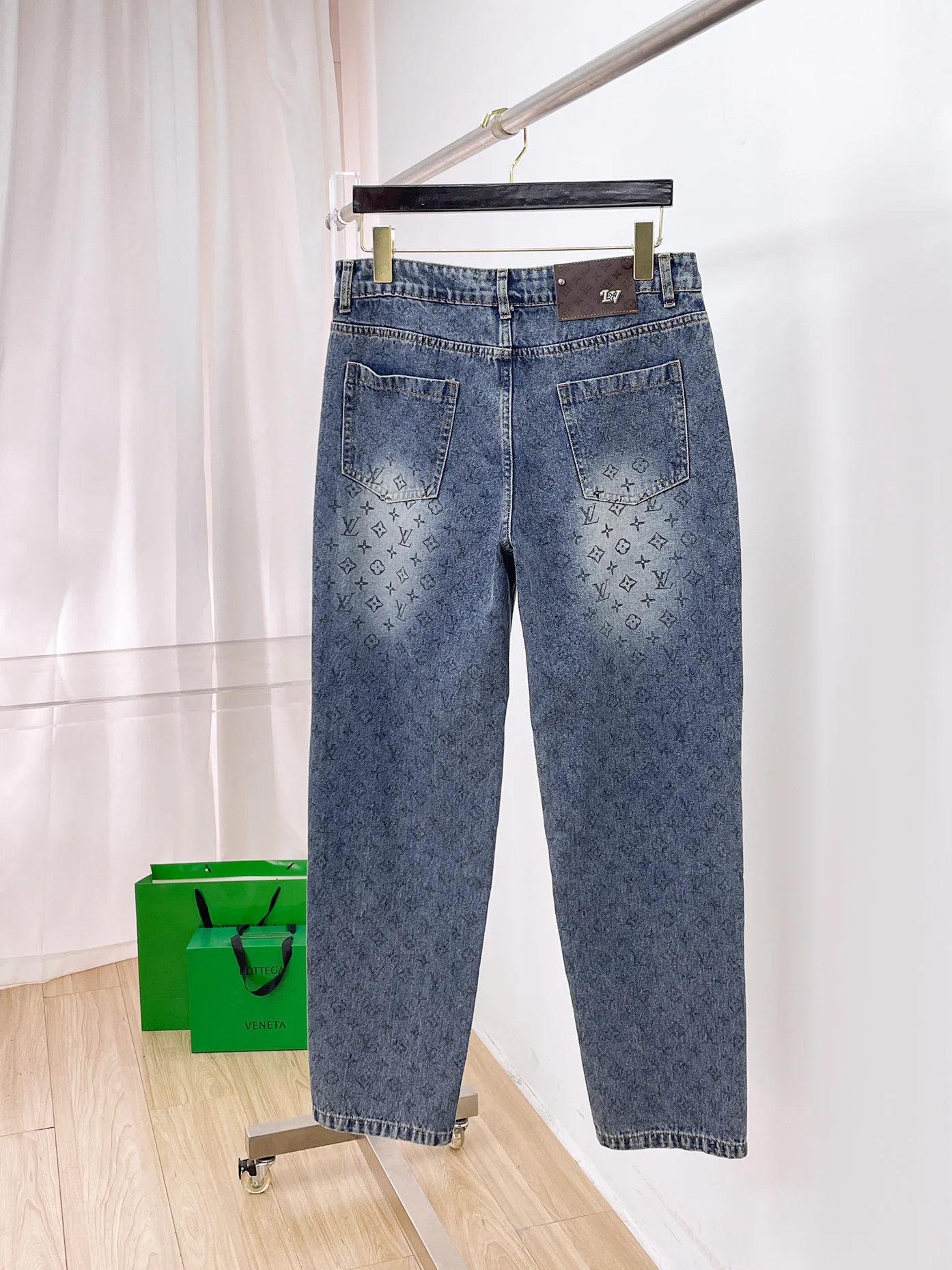 Джинсы Мужские Louis Vuitton 18596807
